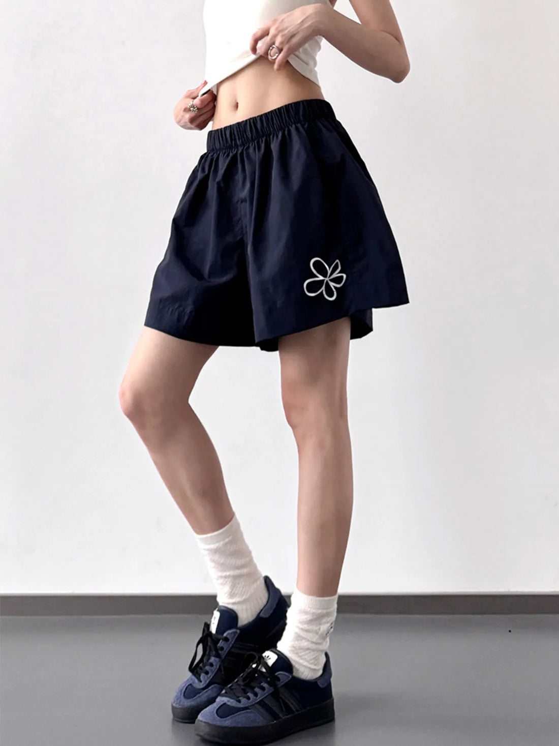 Elastic Waist Shorts - cas7m