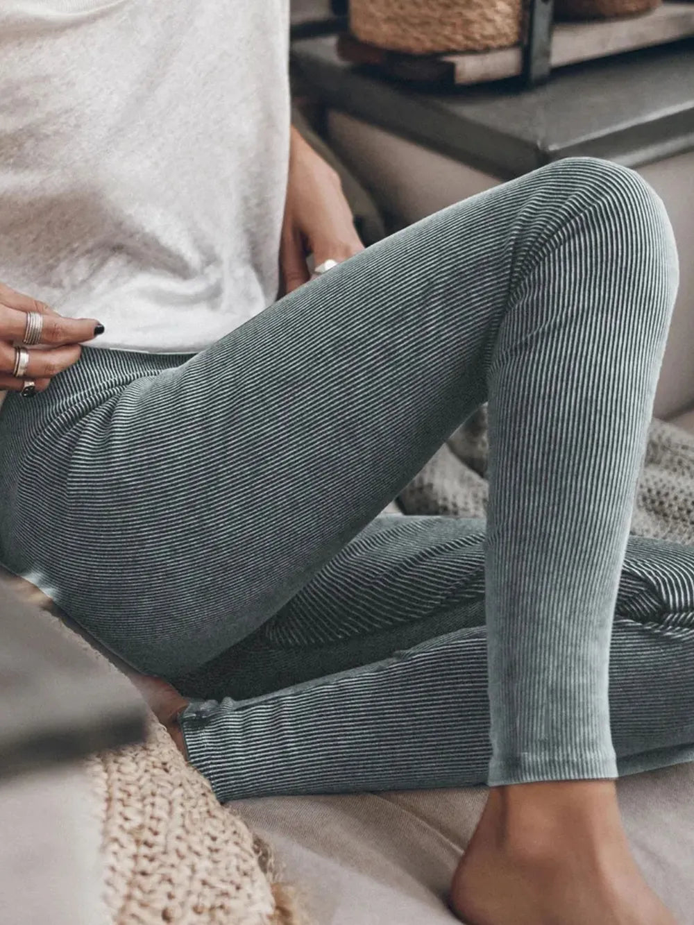 Ribbed Elastic Waist Leggings - cas7m