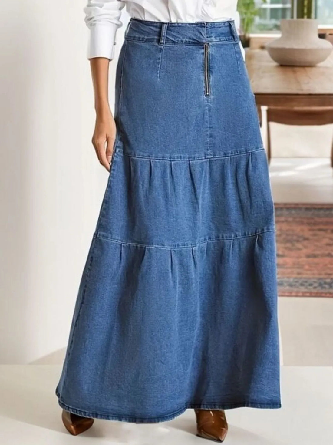 Tiered Maxi Denim Skirt with Zipper Detail - cas7m