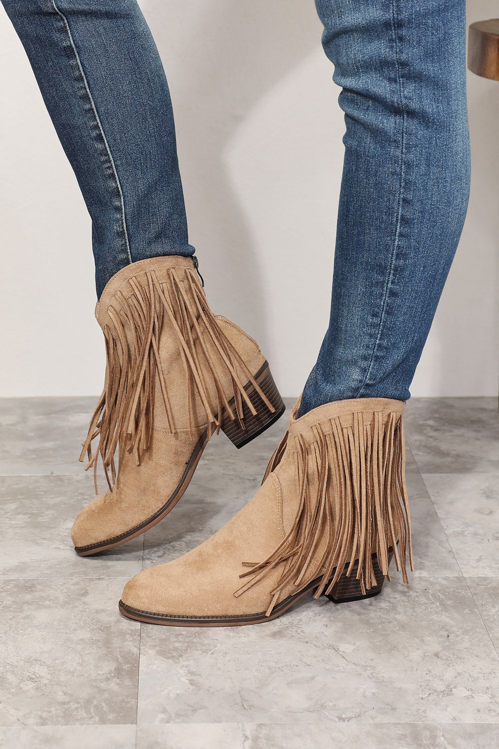 Legend Women's Fringe Cowboy Western Ankle Boots - cas7m