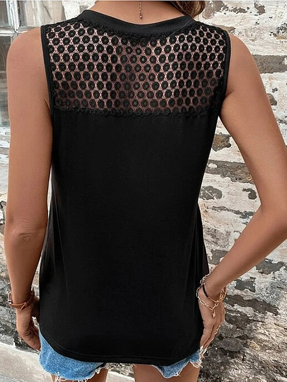 Lace Detail V-Neck Tank - cas7m
