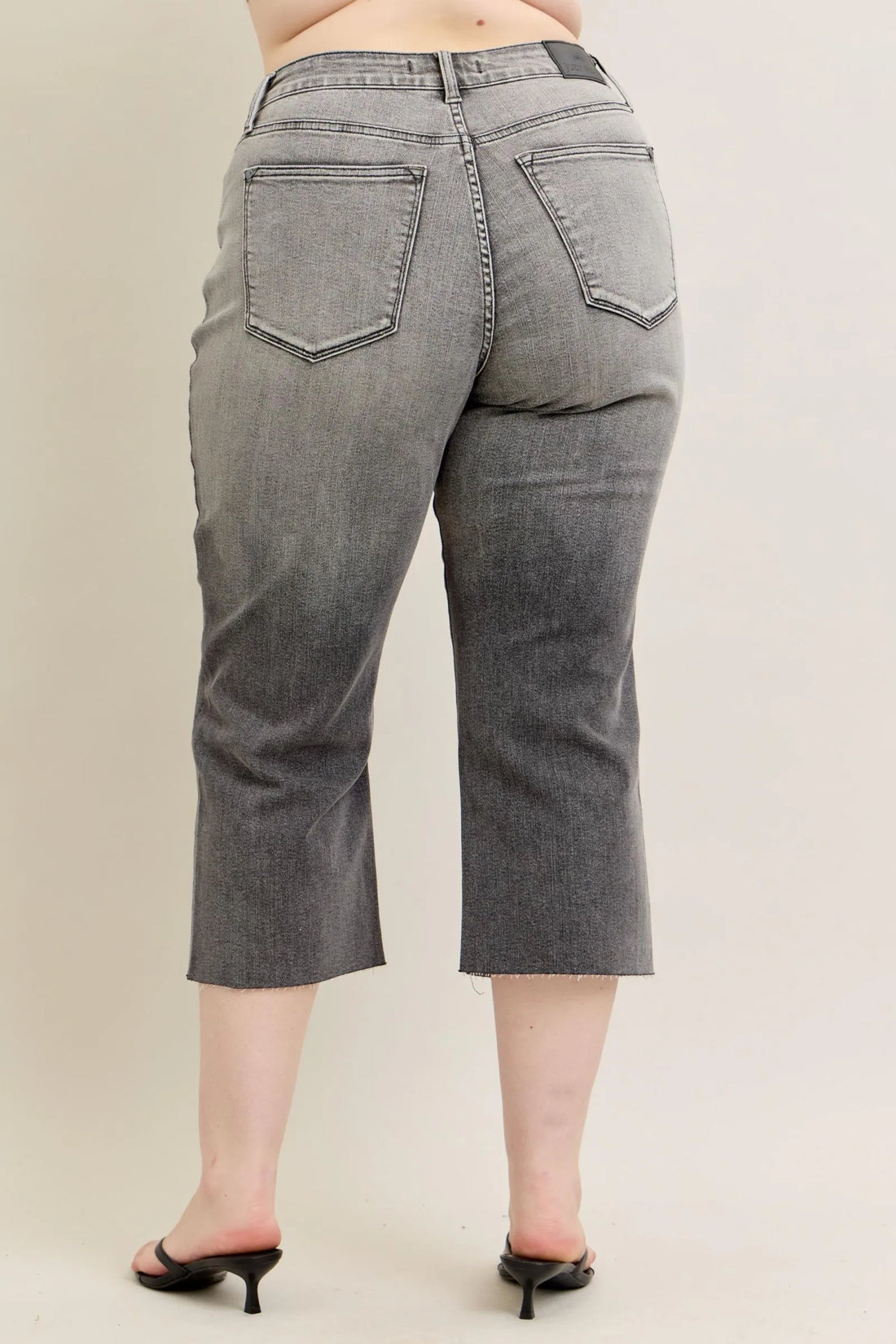 Judy Blue Full Size Wide Leg Capris Jeans Plus Size - cas7m