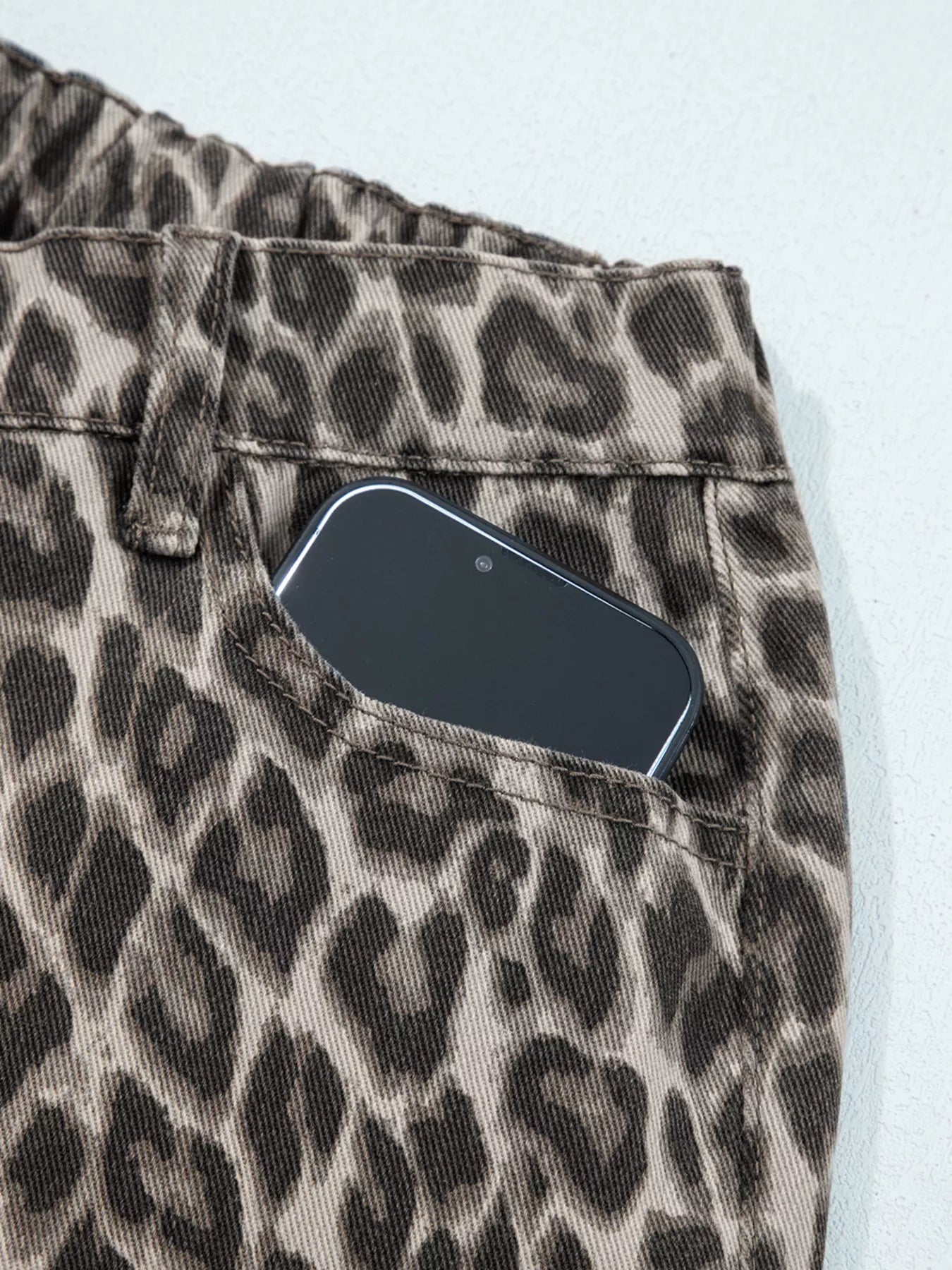 Leopard Straight Loose Leg Jeans - cas7m