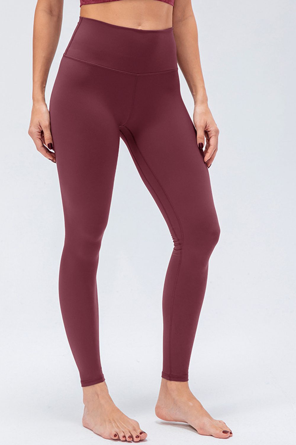 Sporty Breathable Slim Fit Leggings - High Stretch Nylon Blend - cas7m