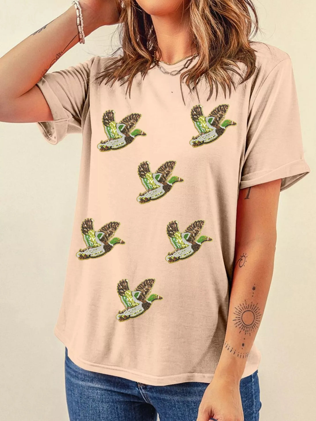 Flying Mallard Sequin Patched Short Sleeve Tee - cas7m