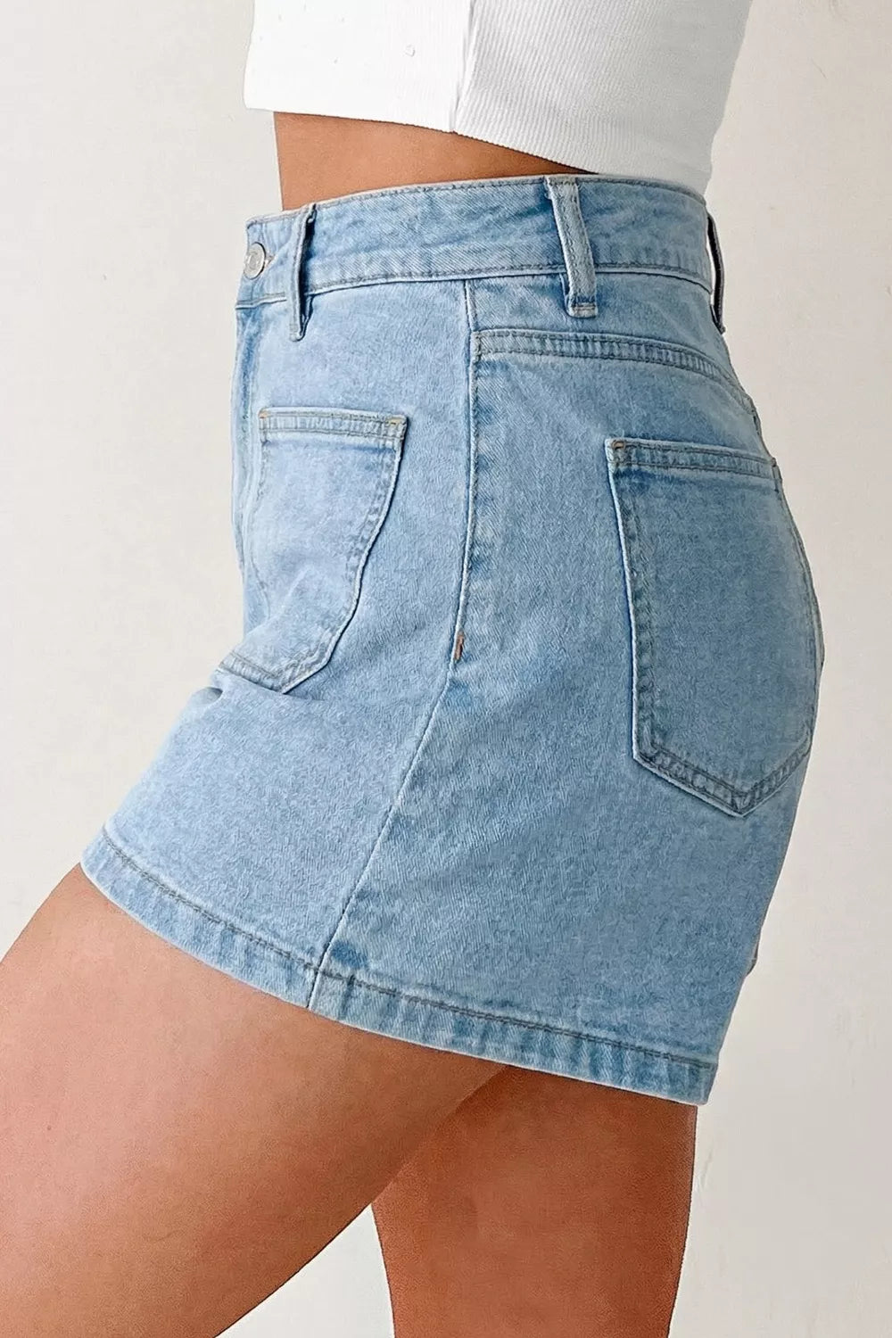 High Rise Patch Pocket Denim Shorts - cas7m