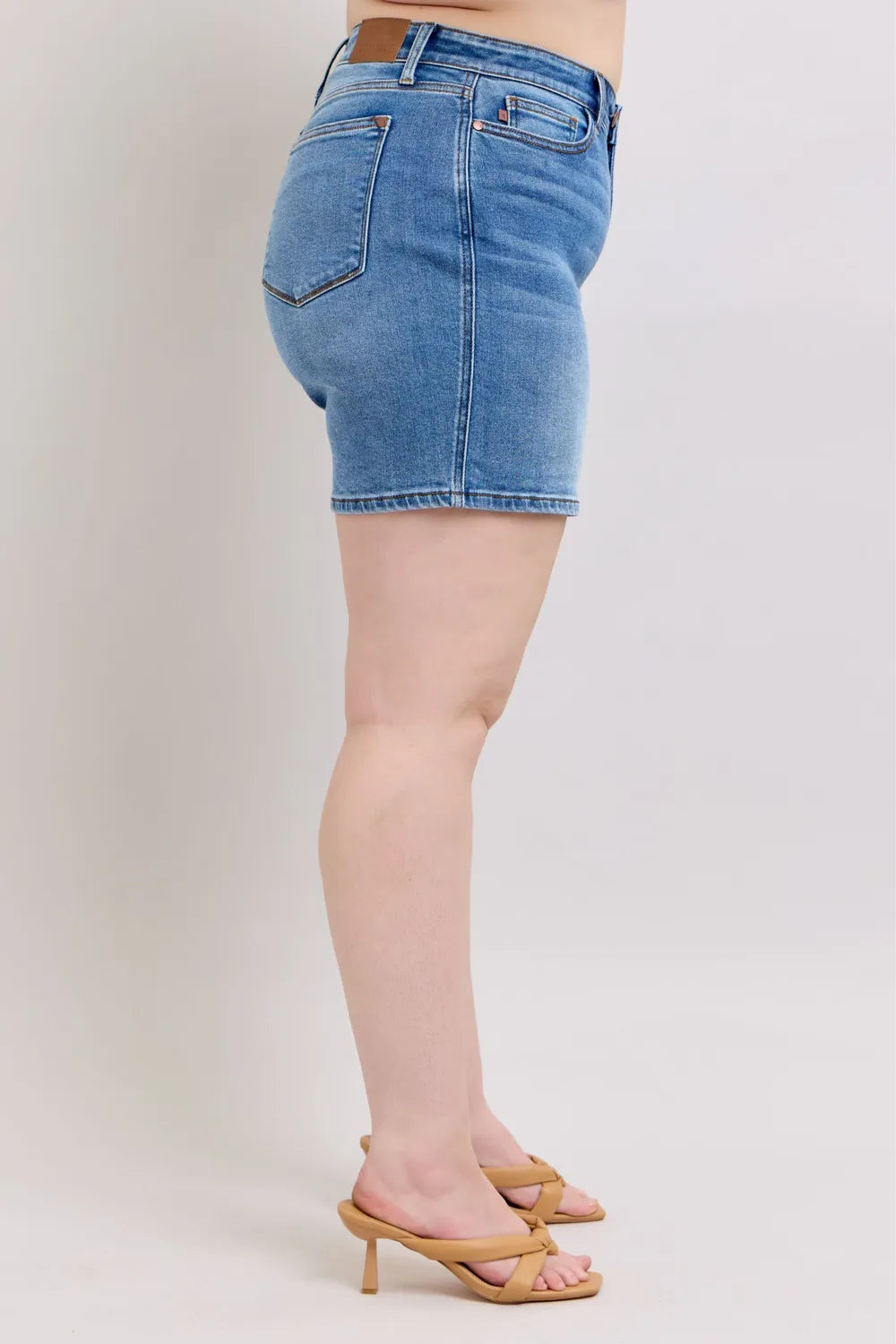 Judy Blue Full Size 2 Button Denim Shorts with Pockets Plus Size - cas7m
