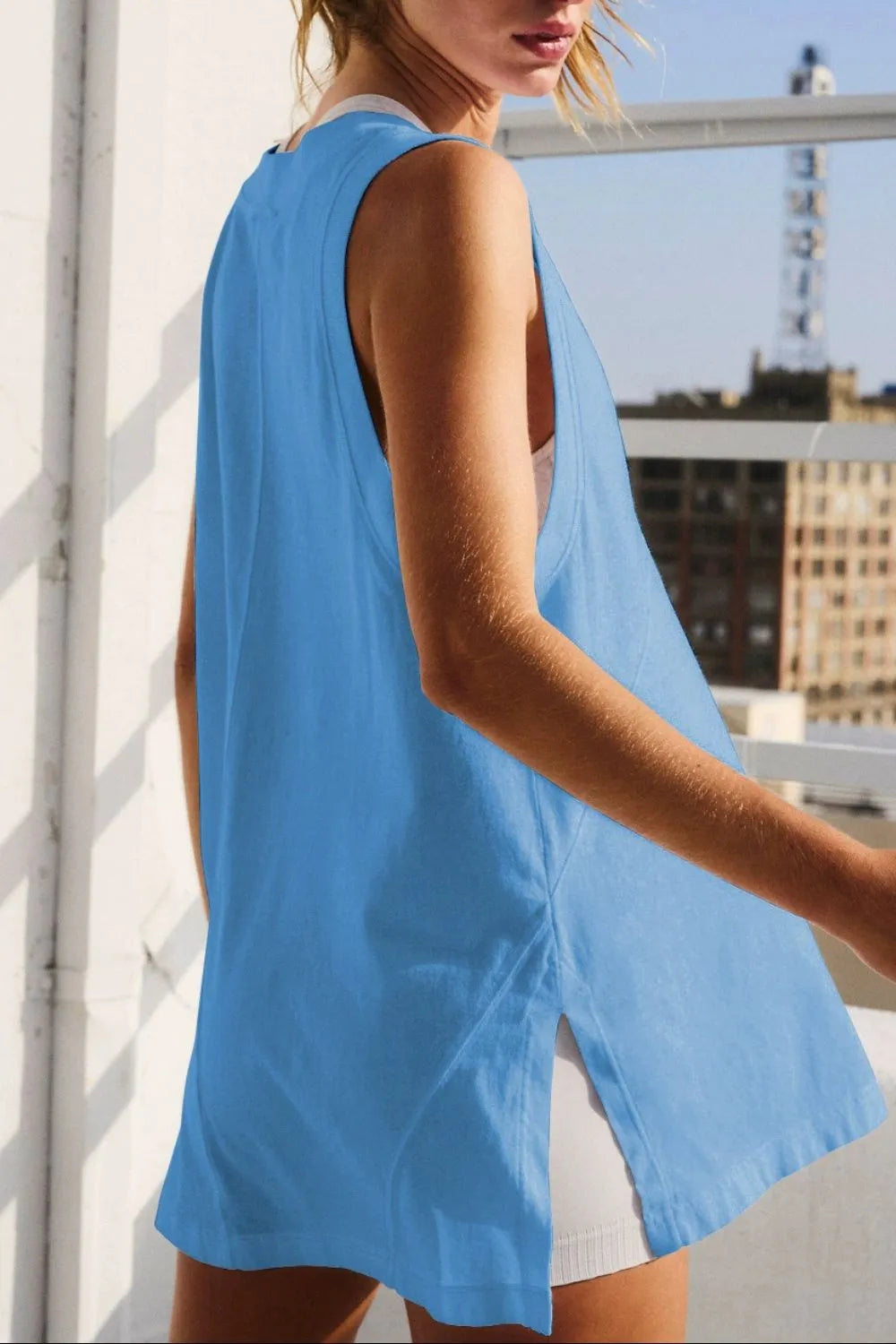 Side Slit V-Neck Tank - cas7m