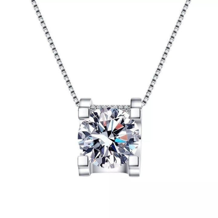 1 Carat 925 Sterling Silver Moissanite Pendant Necklace - cas7m