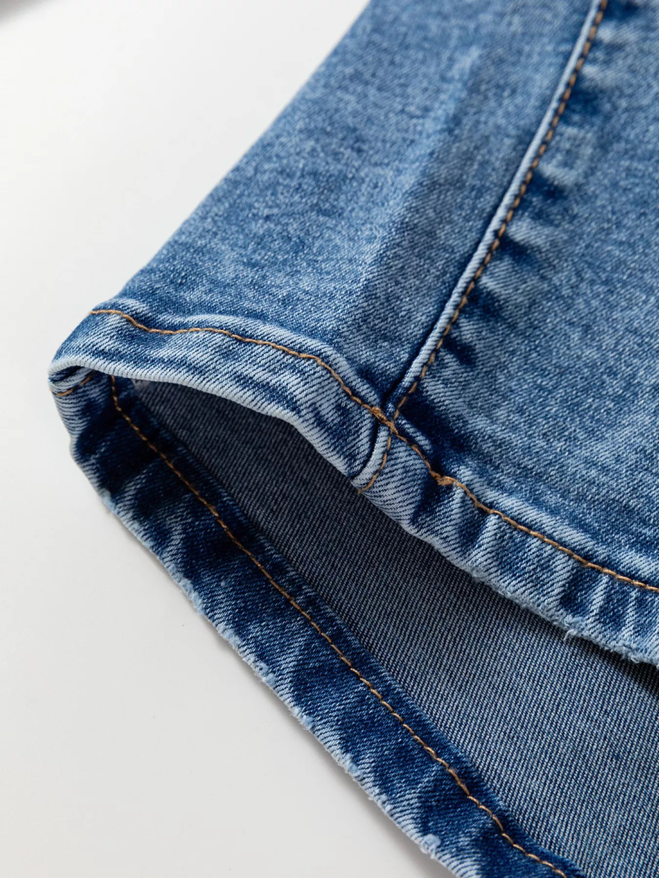 Seam Detail Loose Fit Cropped Jeans - cas7m