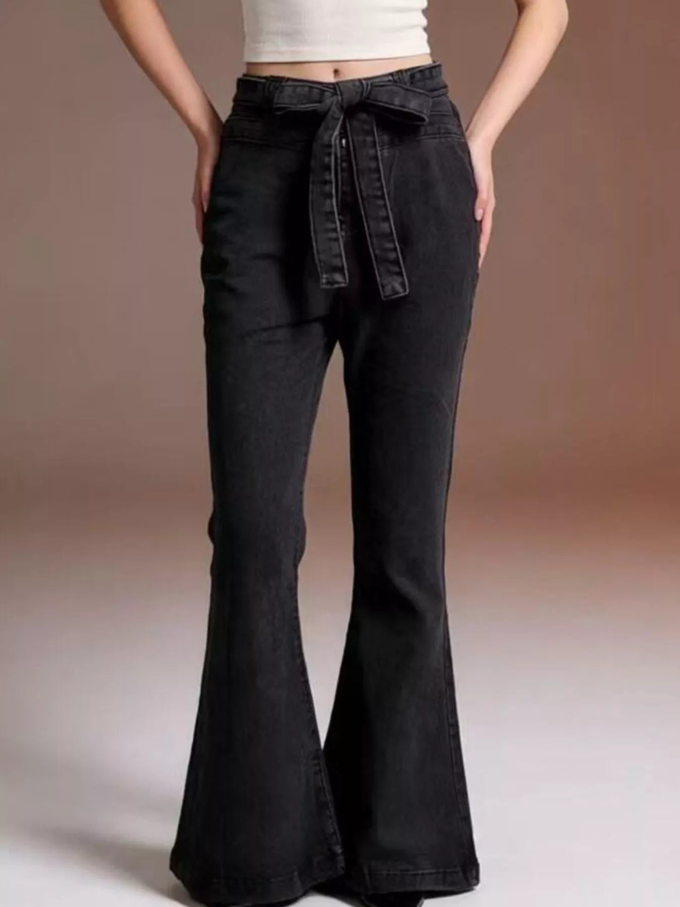 Bow-Tie High-Waisted Flare Jeans - cas7m