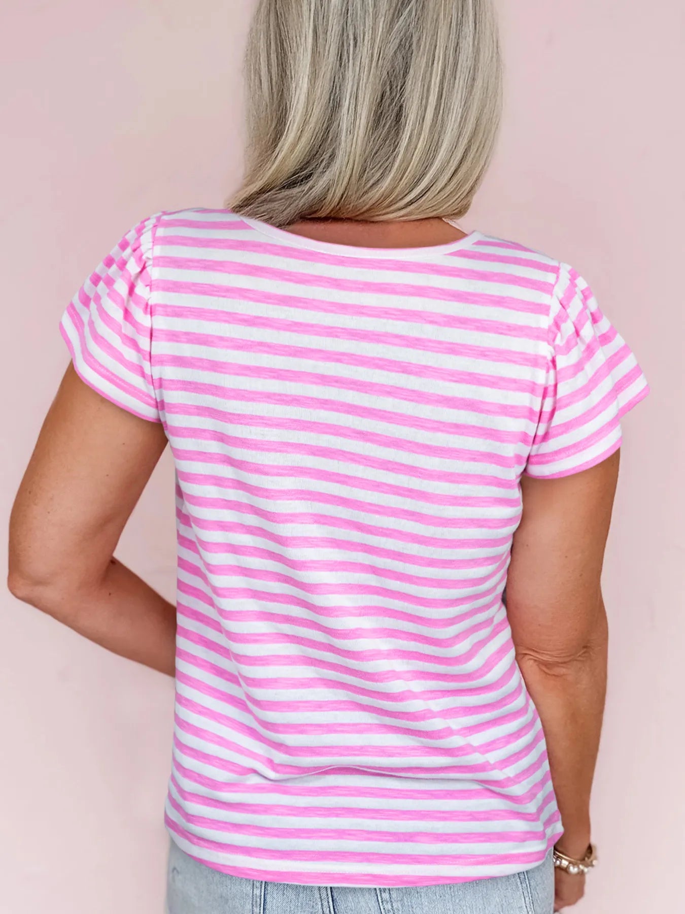 Striped V-Neck T-Shirt - cas7m