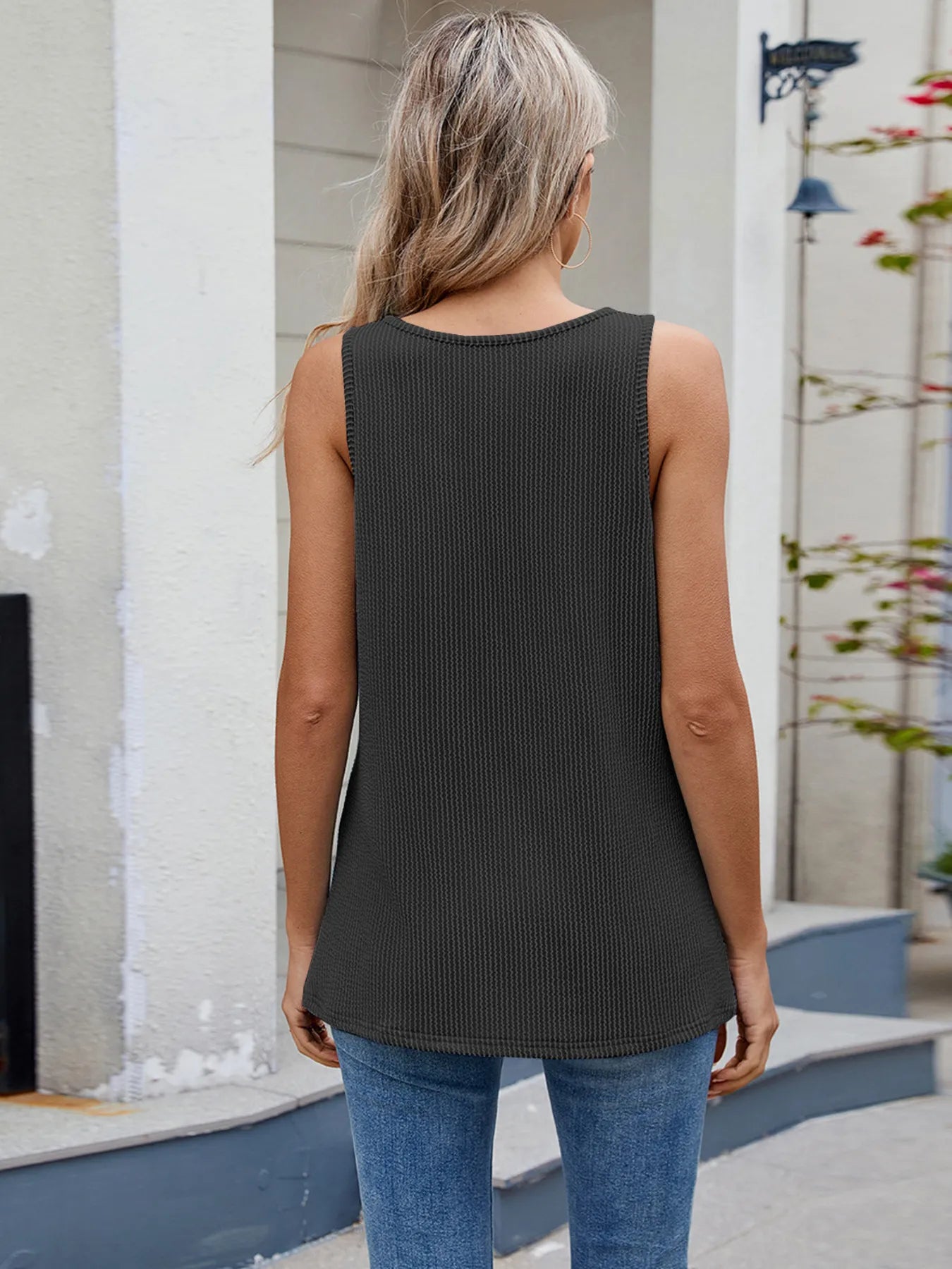 O-Ring Detail Wide Strap Tank - cas7m