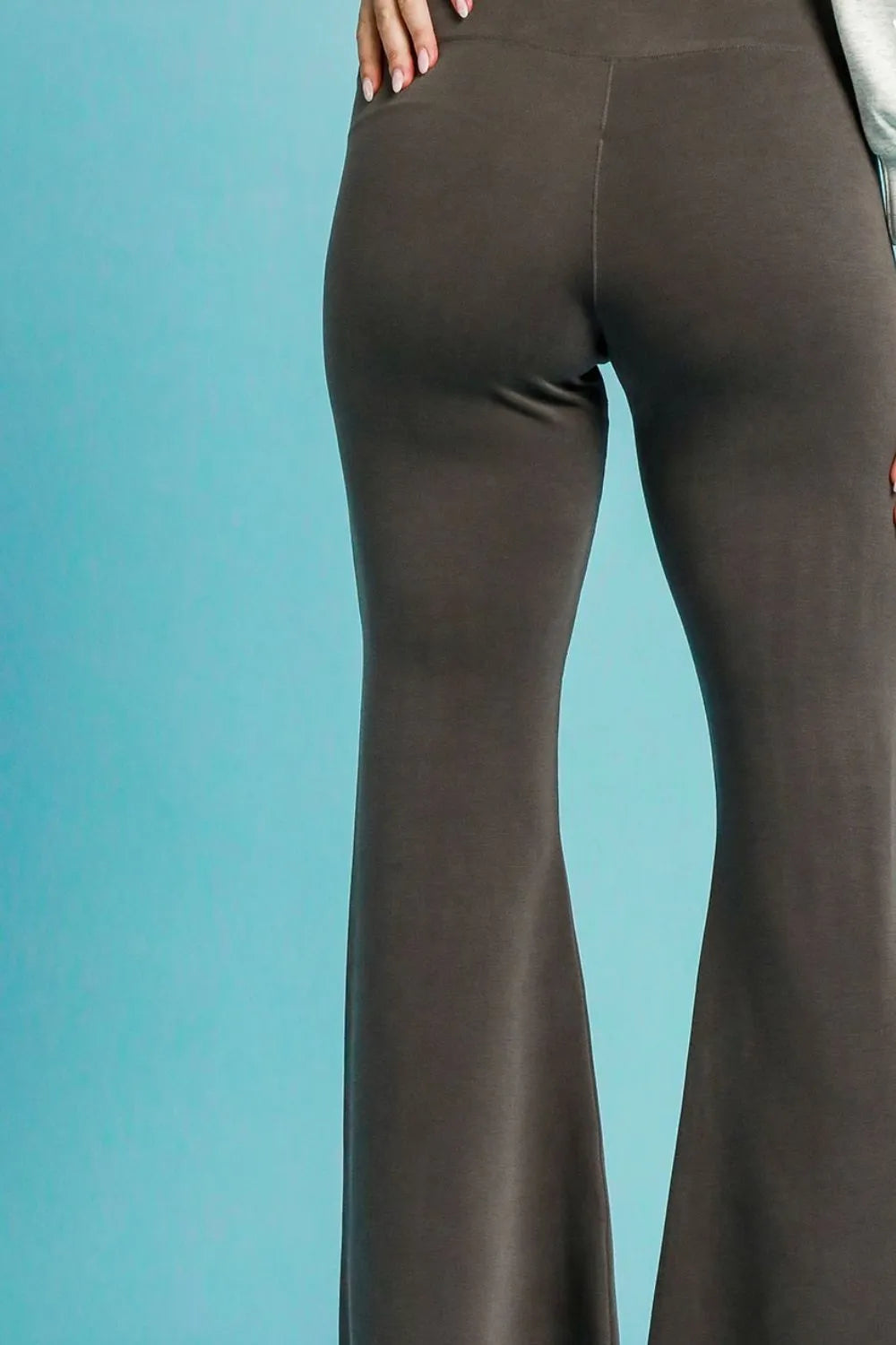 Umgee High-Waisted Flare Leggings - cas7m