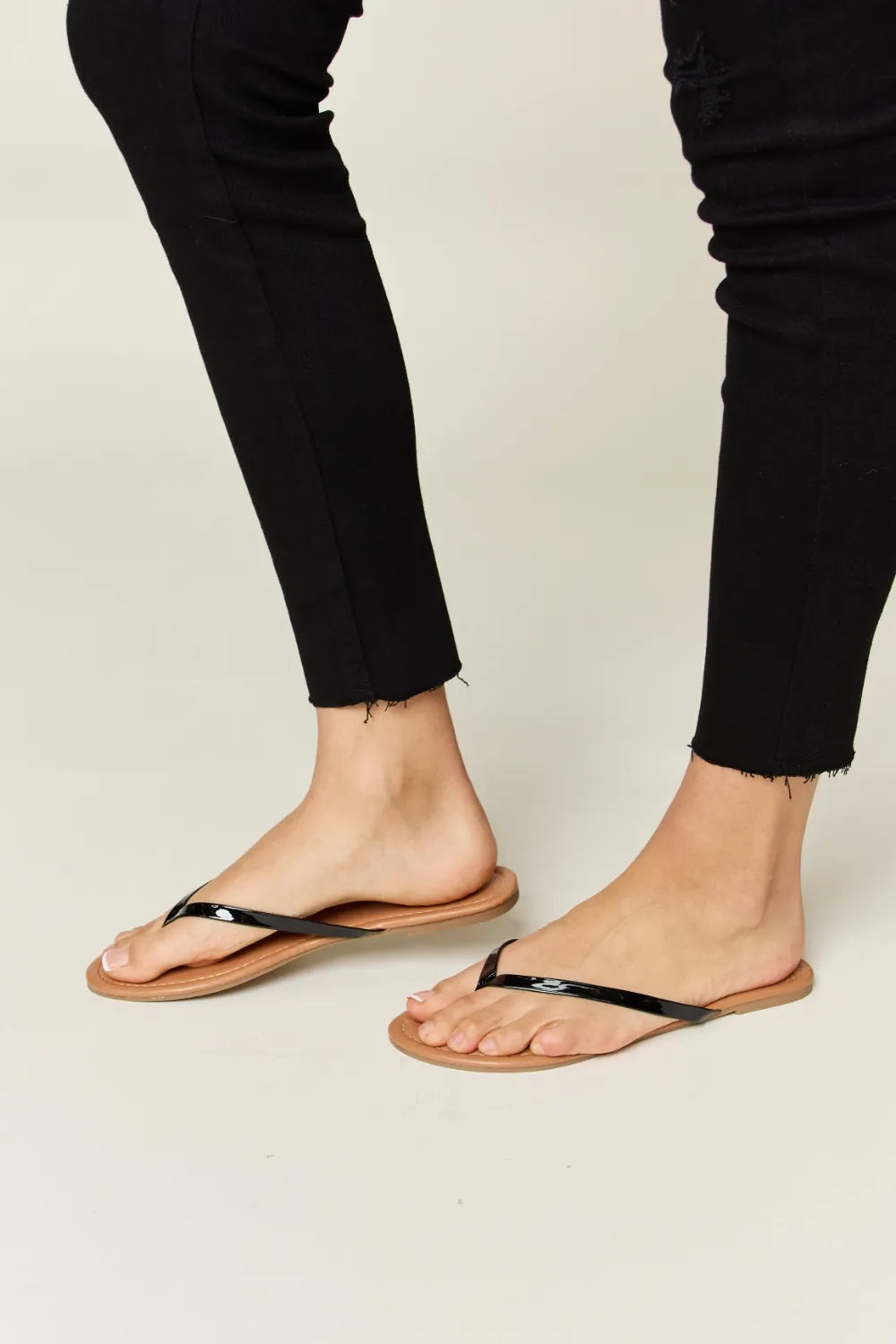 WILD DIVA PU Leather Open Toe Sandals - cas7m