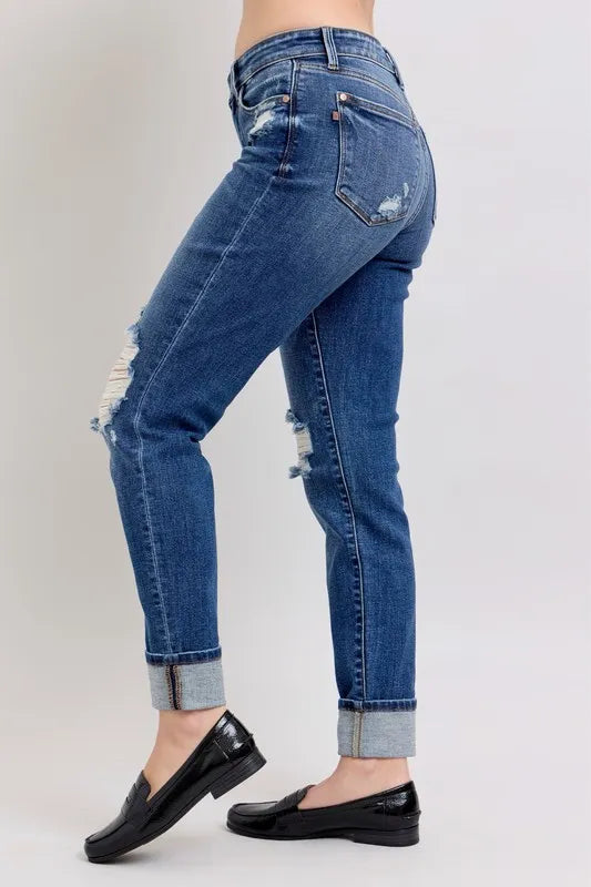 Judy Blue Full Size Mid Rise Boyfriend destroy Jeans with Yoke Pockets and Faux Selvedge Cuff Plus Size - cas7m