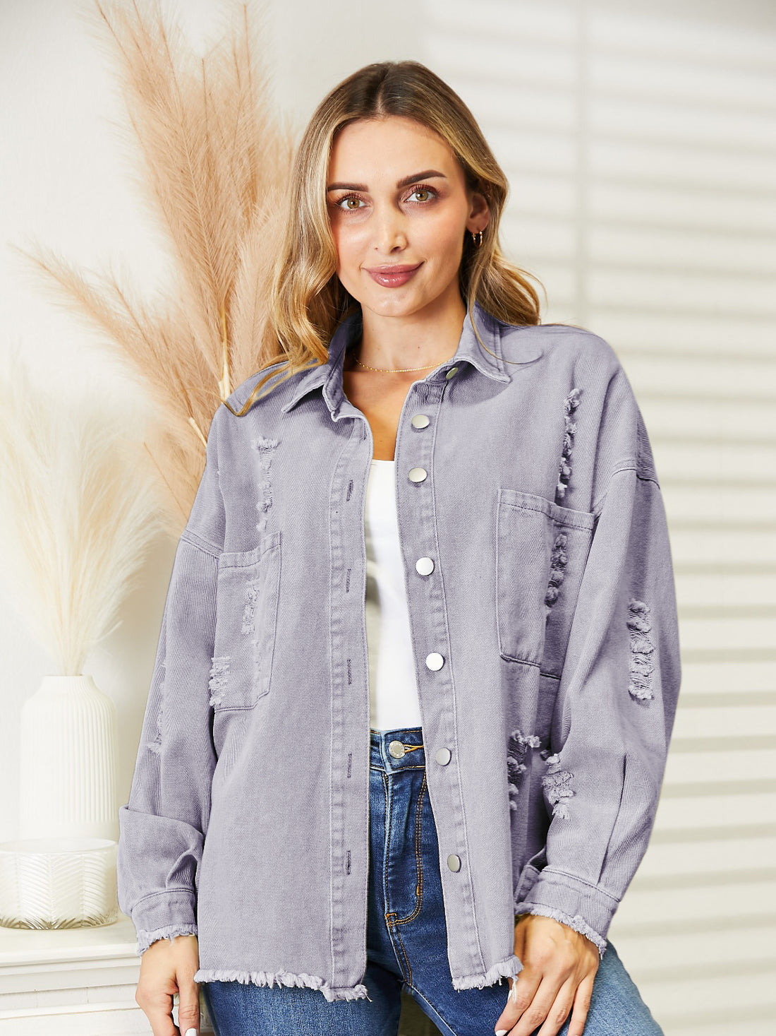 Distressed Raw Hem Denim Jacket - cas7m