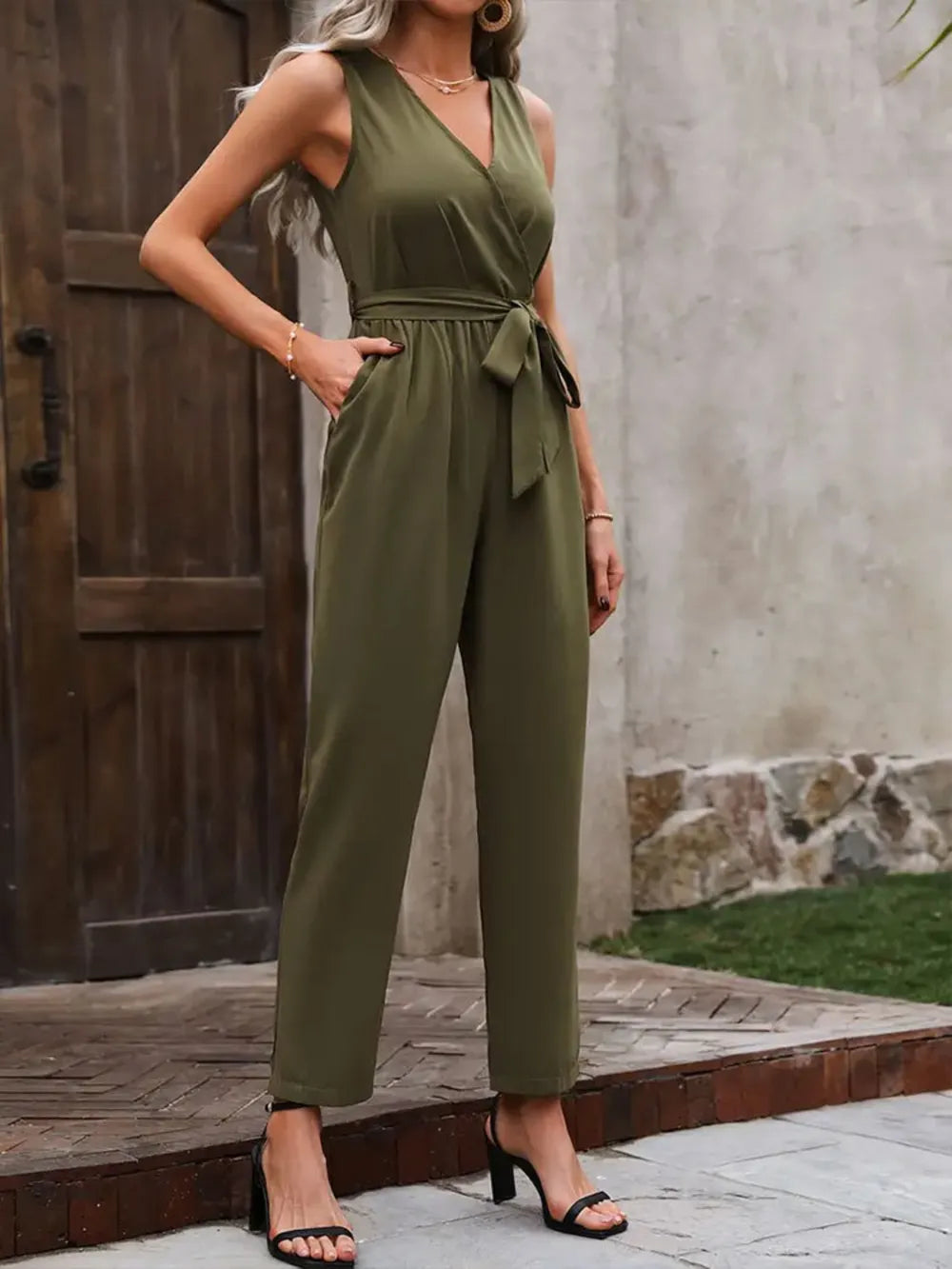 Surplice Tie Waist Sleeveless Jumpsuit - cas7m