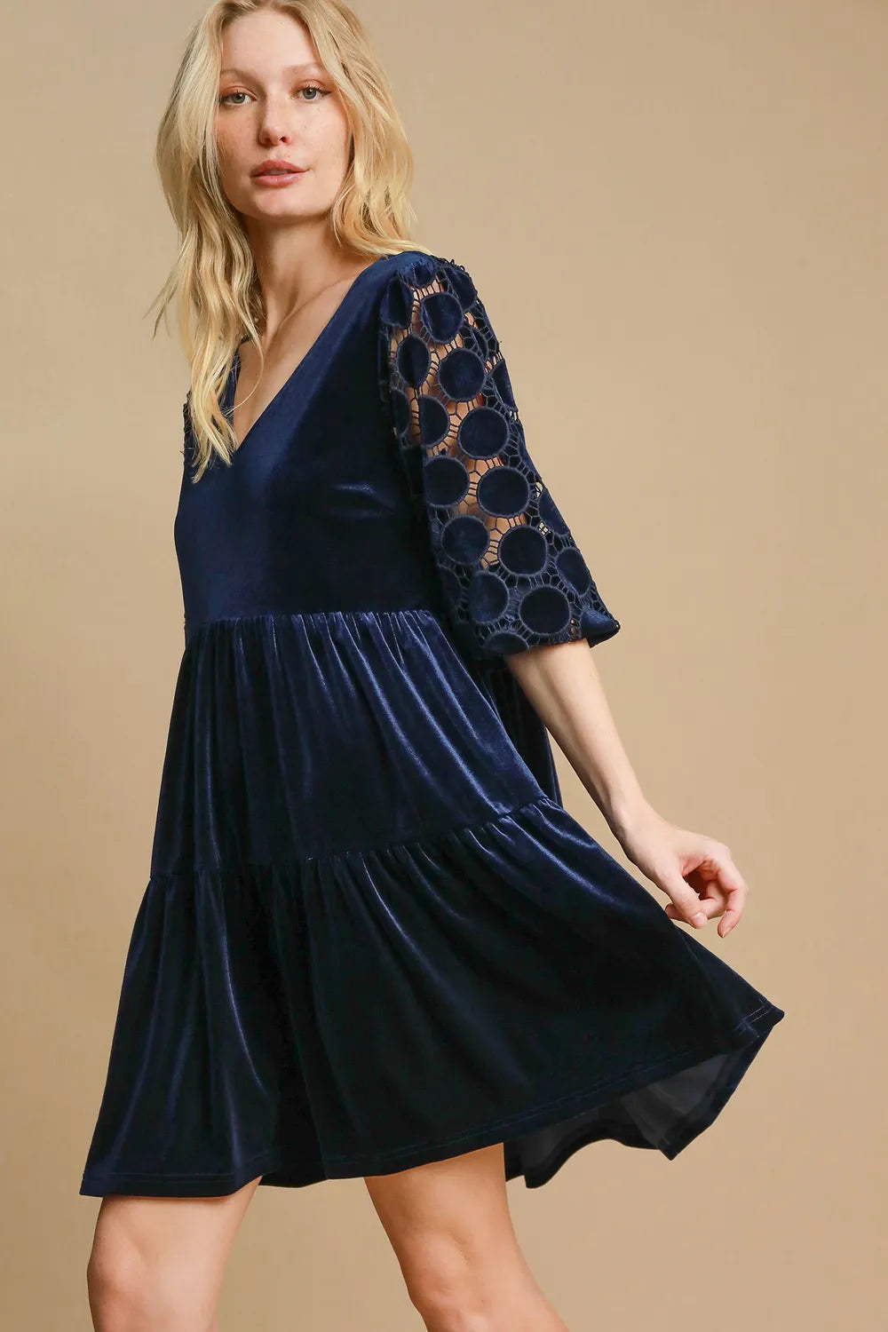 Umgee Dotted Lace Sleeve Tiered Velvet Mini Dress - cas7m