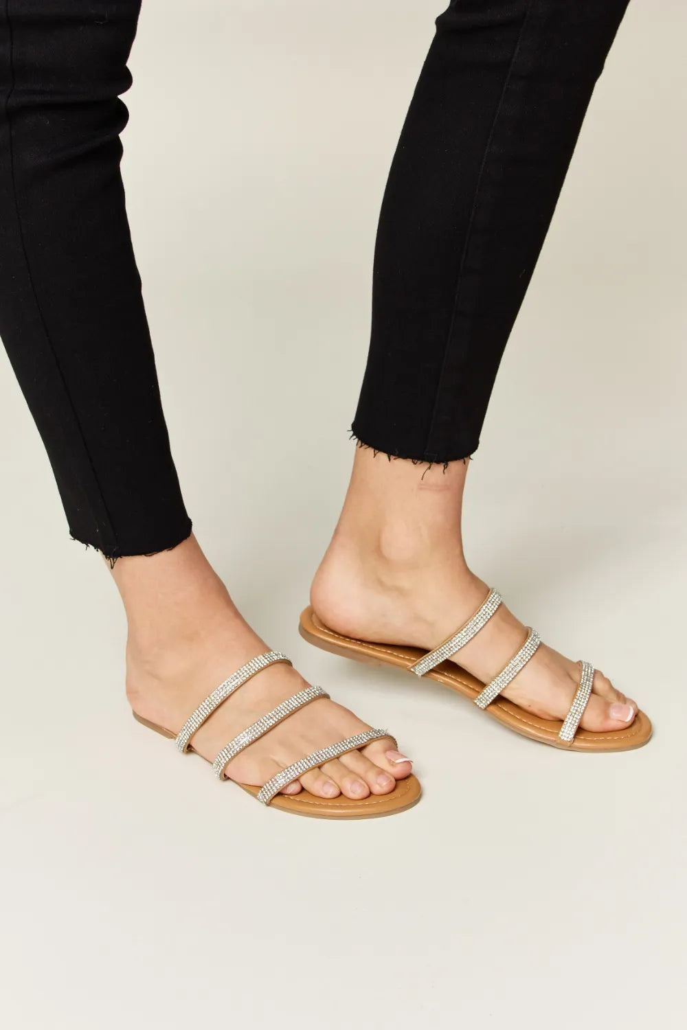 WILD DIVA Rhinestone Three-Strap Flat Sandals - cas7m