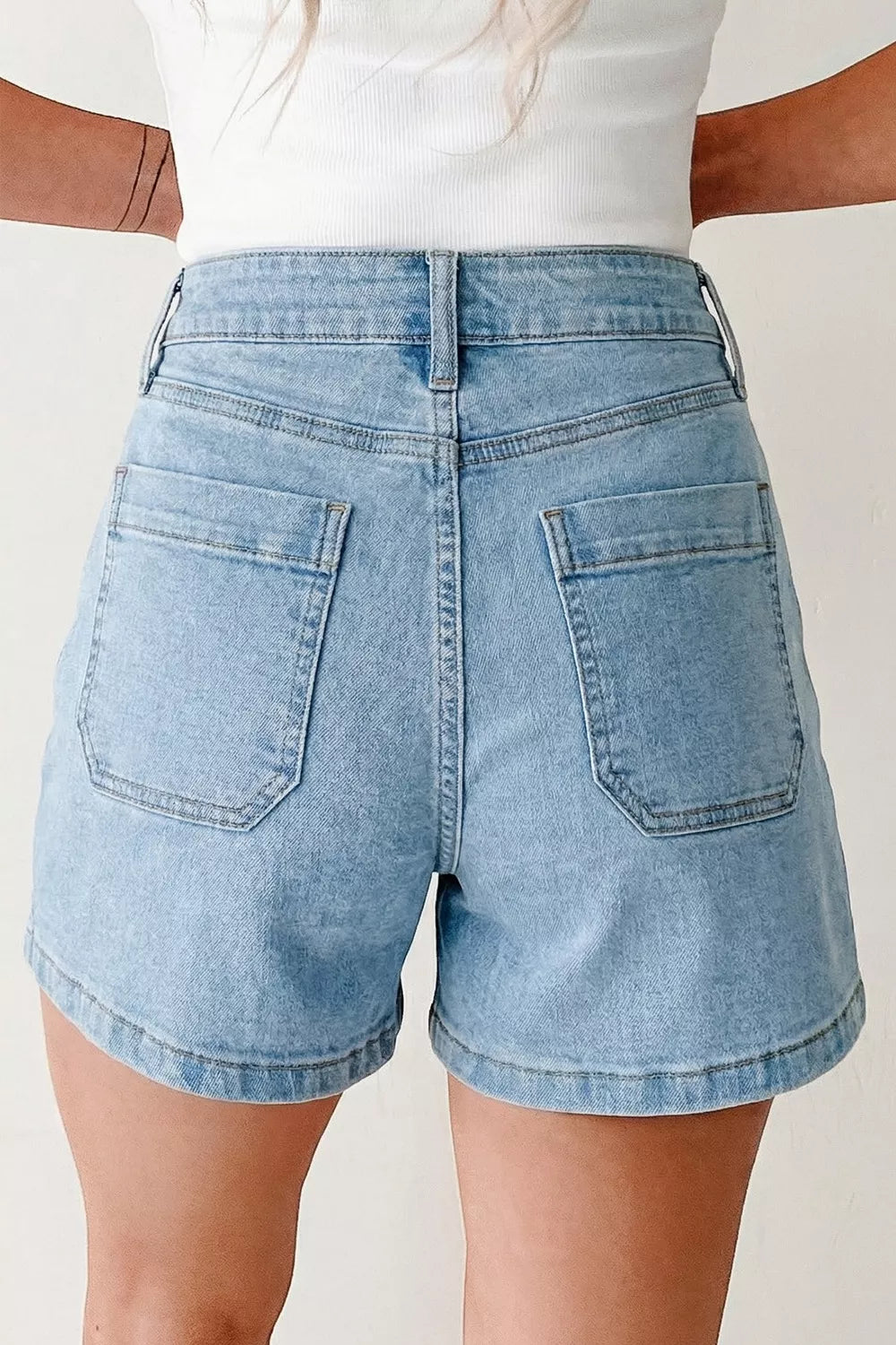 High Rise Patch Pocket Denim Shorts - cas7m