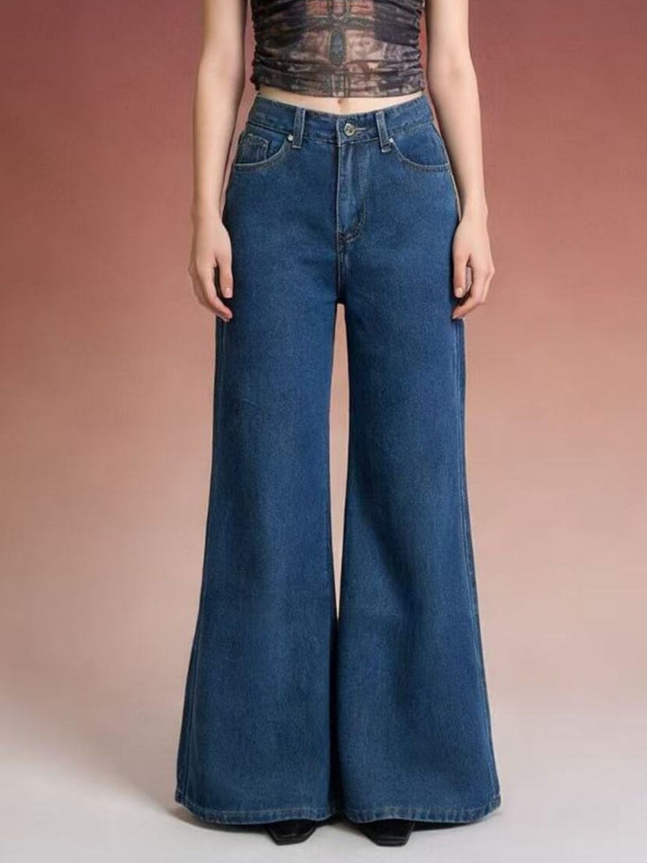 High-Waisted Flare Leg Jeans - cas7m