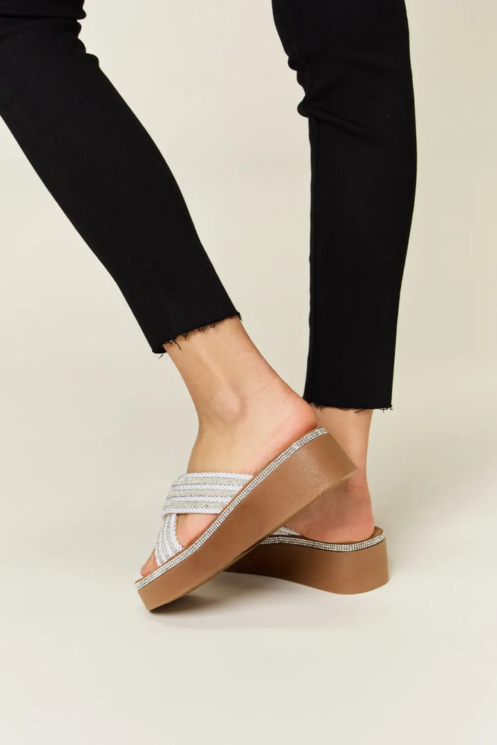 Forever Link Rhinestone Platform Wedge Sandals - cas7m