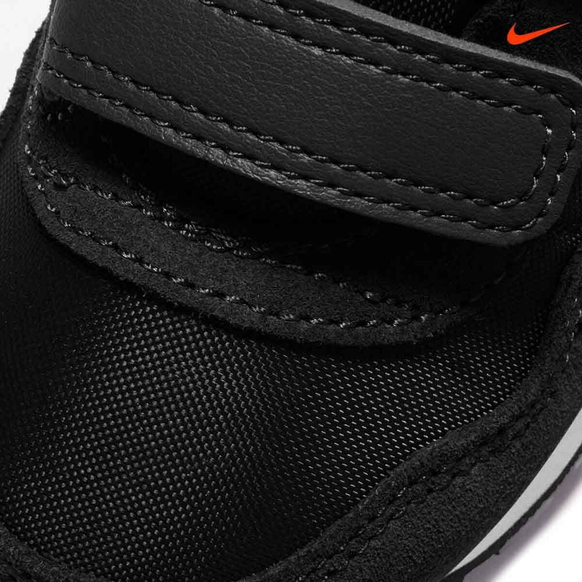 Sports Shoes for Kids Nike MD VALIANT CN8560 002 - cas7m