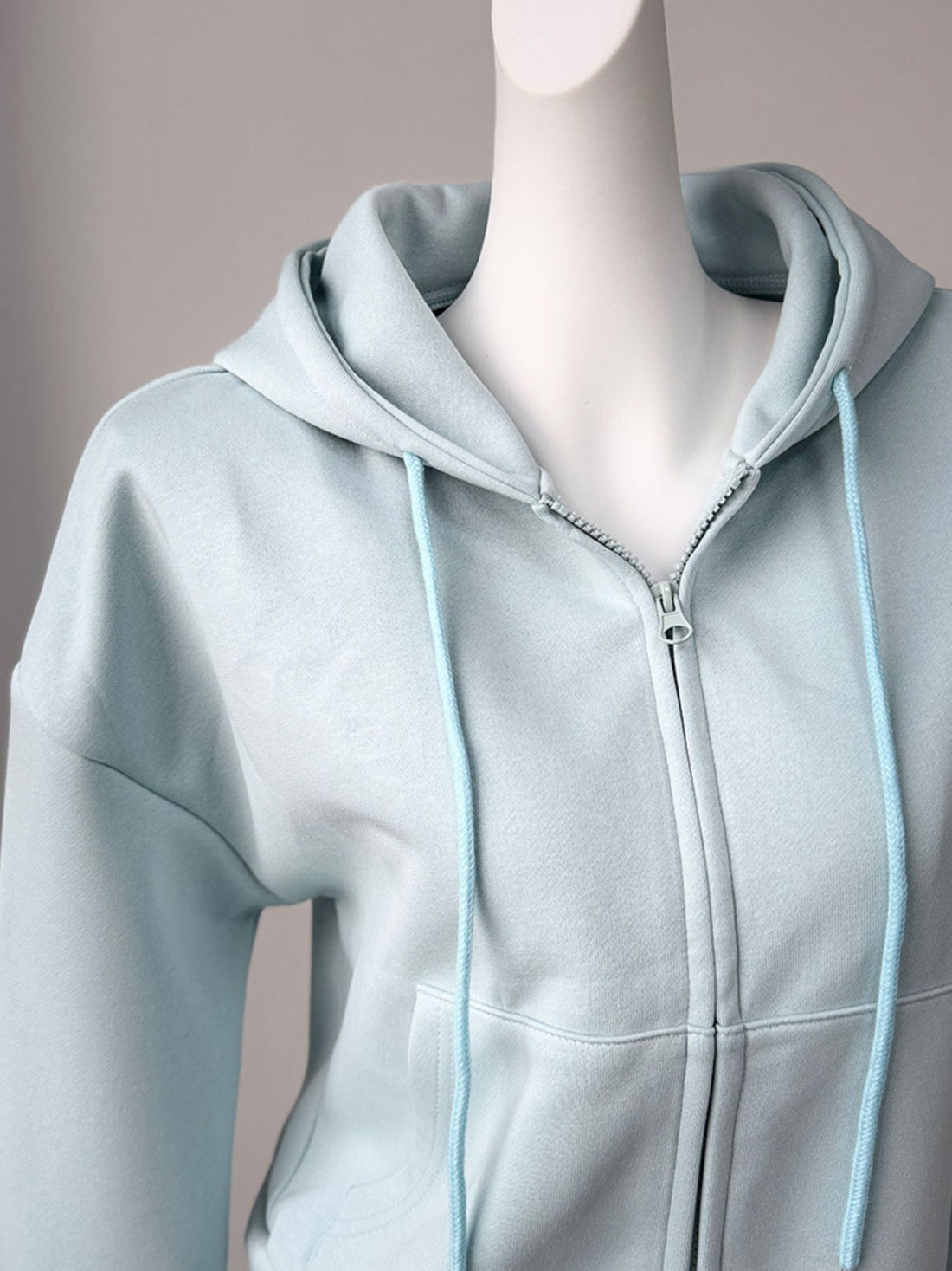 Zip-Up Hoodie and Sweatpants Set - cas7m