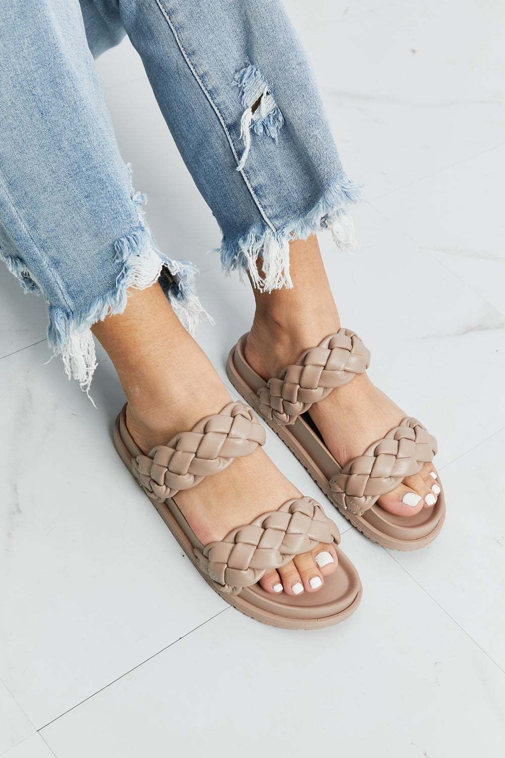 Qupid Braided Open Toe Slippers - cas7m