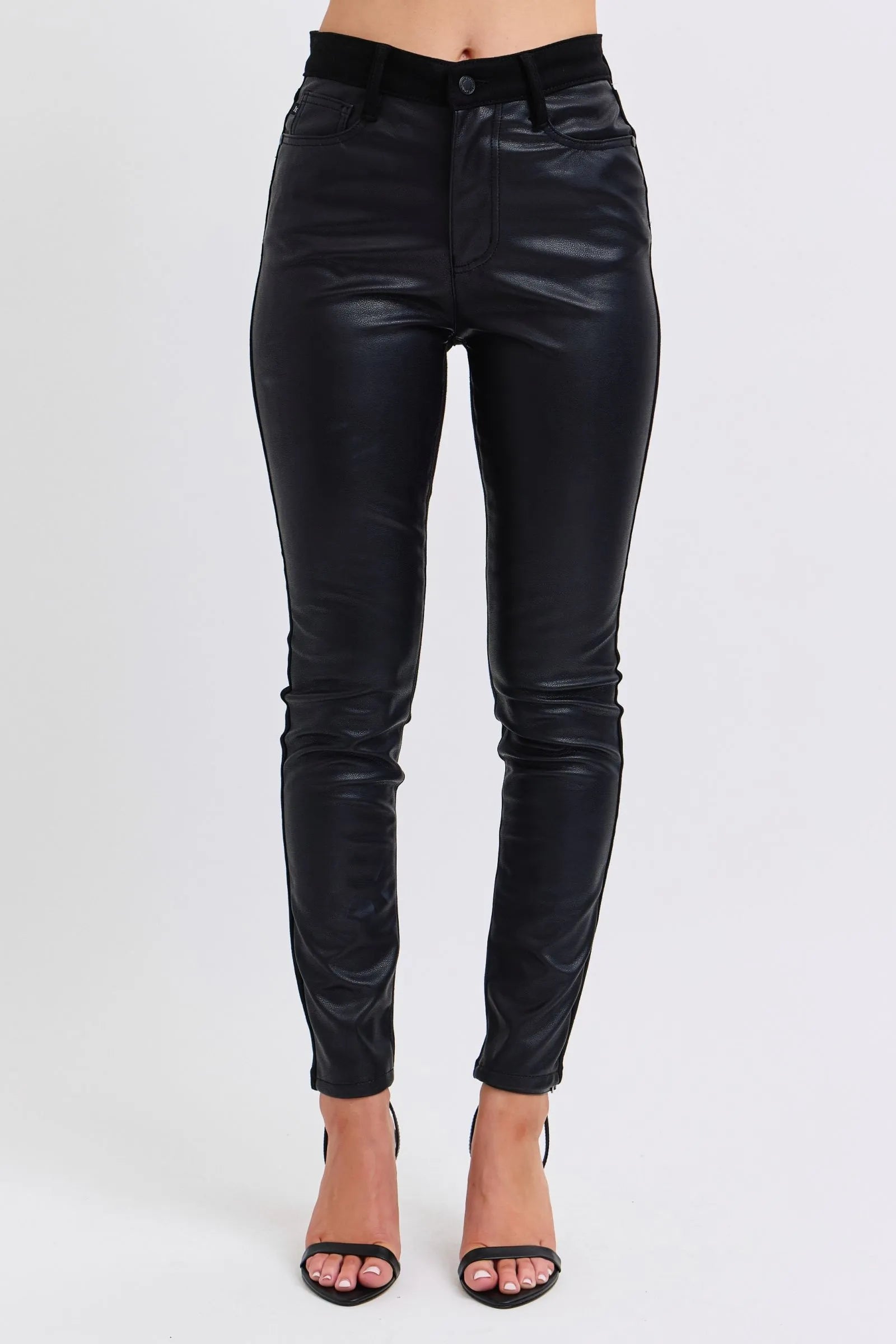 Judy Blue Plus Size HW Faux Leather Skinny Pants - cas7m