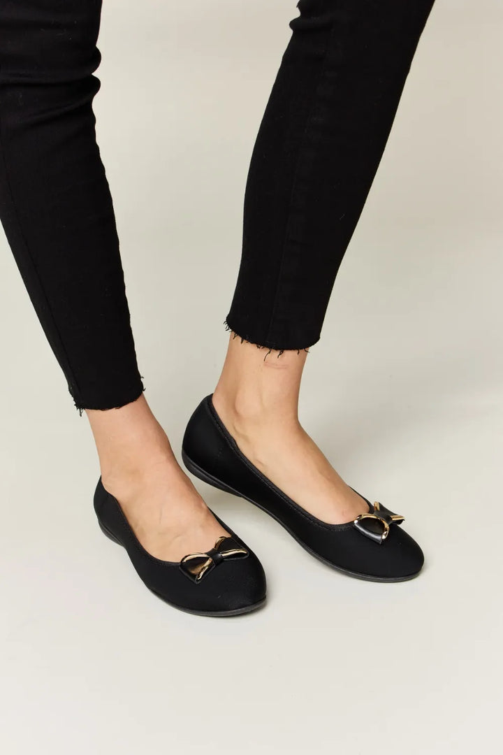 Forever Link Metal Buckle Flat Loafers - cas7m