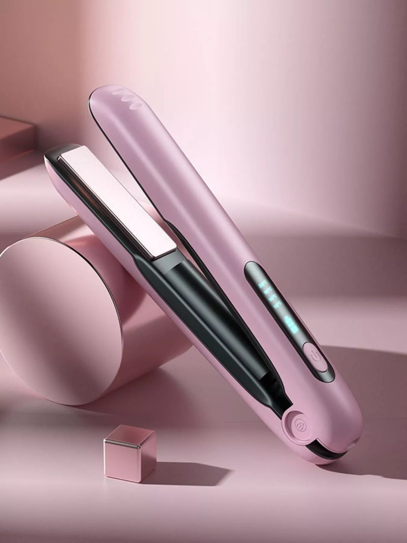 QuickHeat Pro Hair Straightener: Salon Smooth Anywhere - cas7m