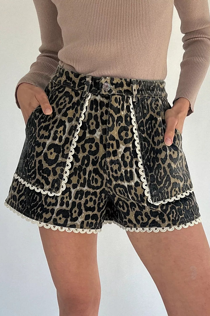 Lace Trim Leopard Denim Shorts - cas7m