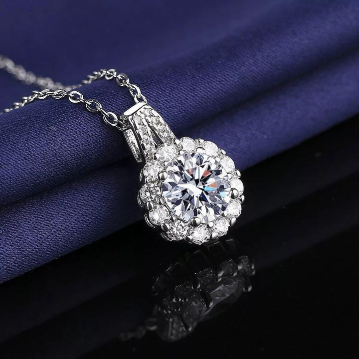 2 Carat Moissanite 925 Sterling Silver Necklace - cas7m