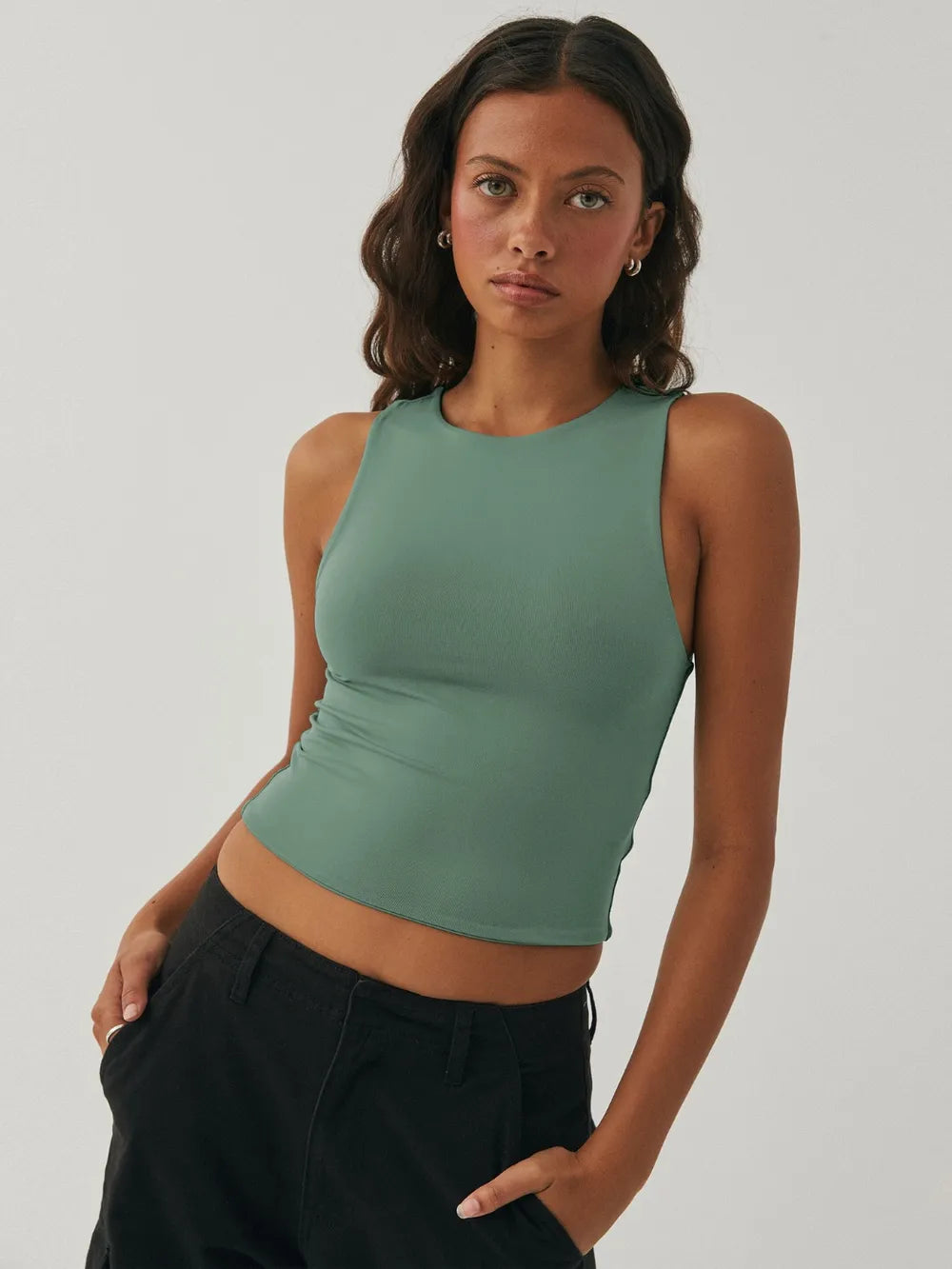 Round Neck Cropped Tank - cas7m