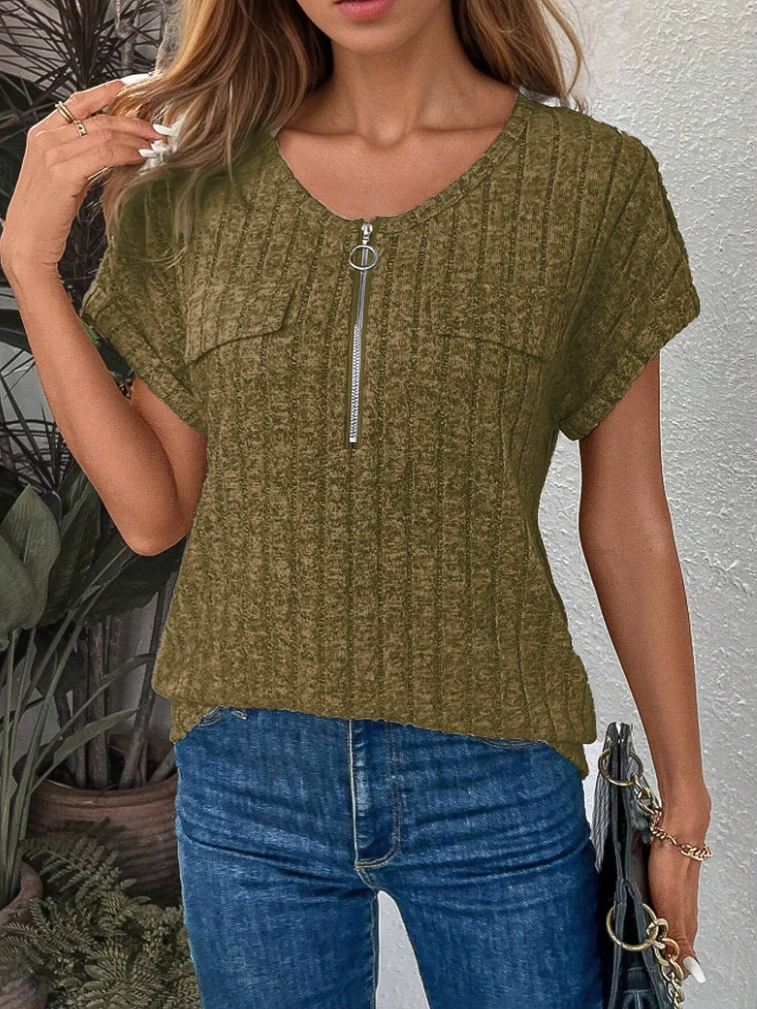 Zip-Front Short Sleeve T-Shirt - cas7m
