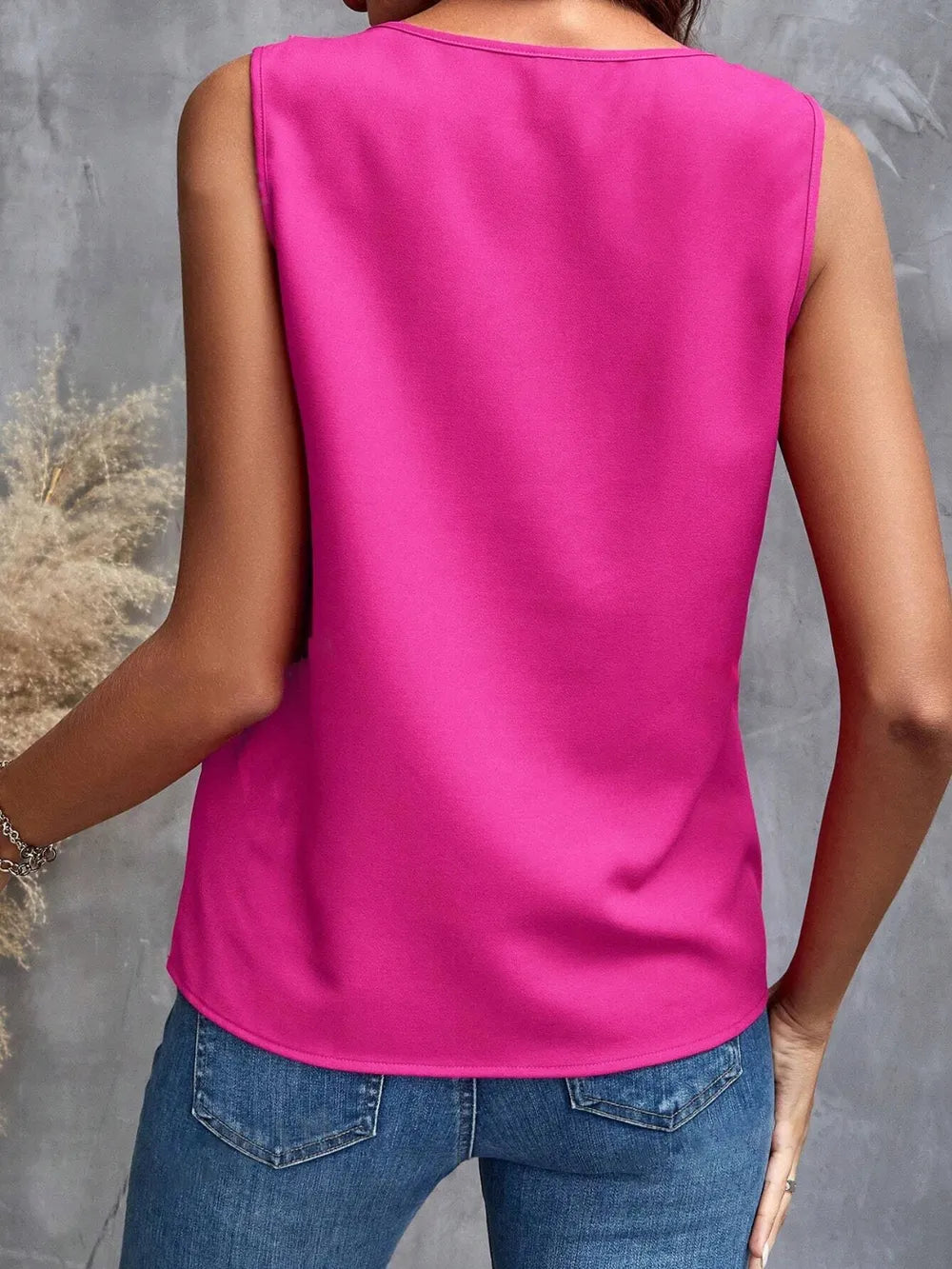 Ruffled V-Neck Tank - cas7m
