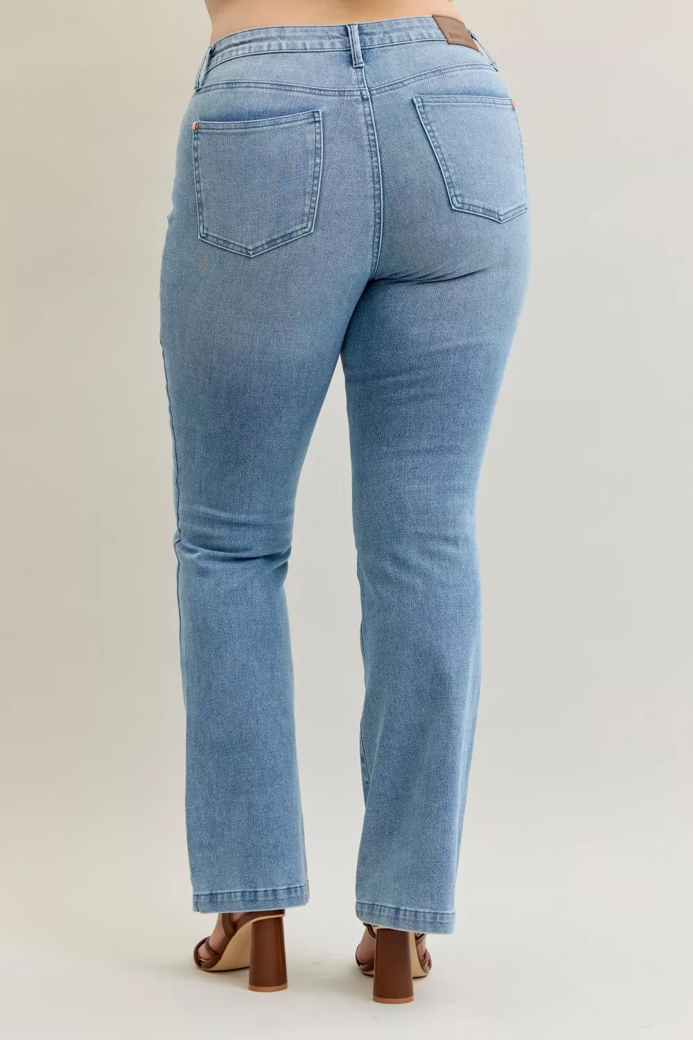 Judy Blue Full Size Mid Rise Bootcut Jeans with Contrast Wash & Front Patch Pockets Plus Size - cas7m