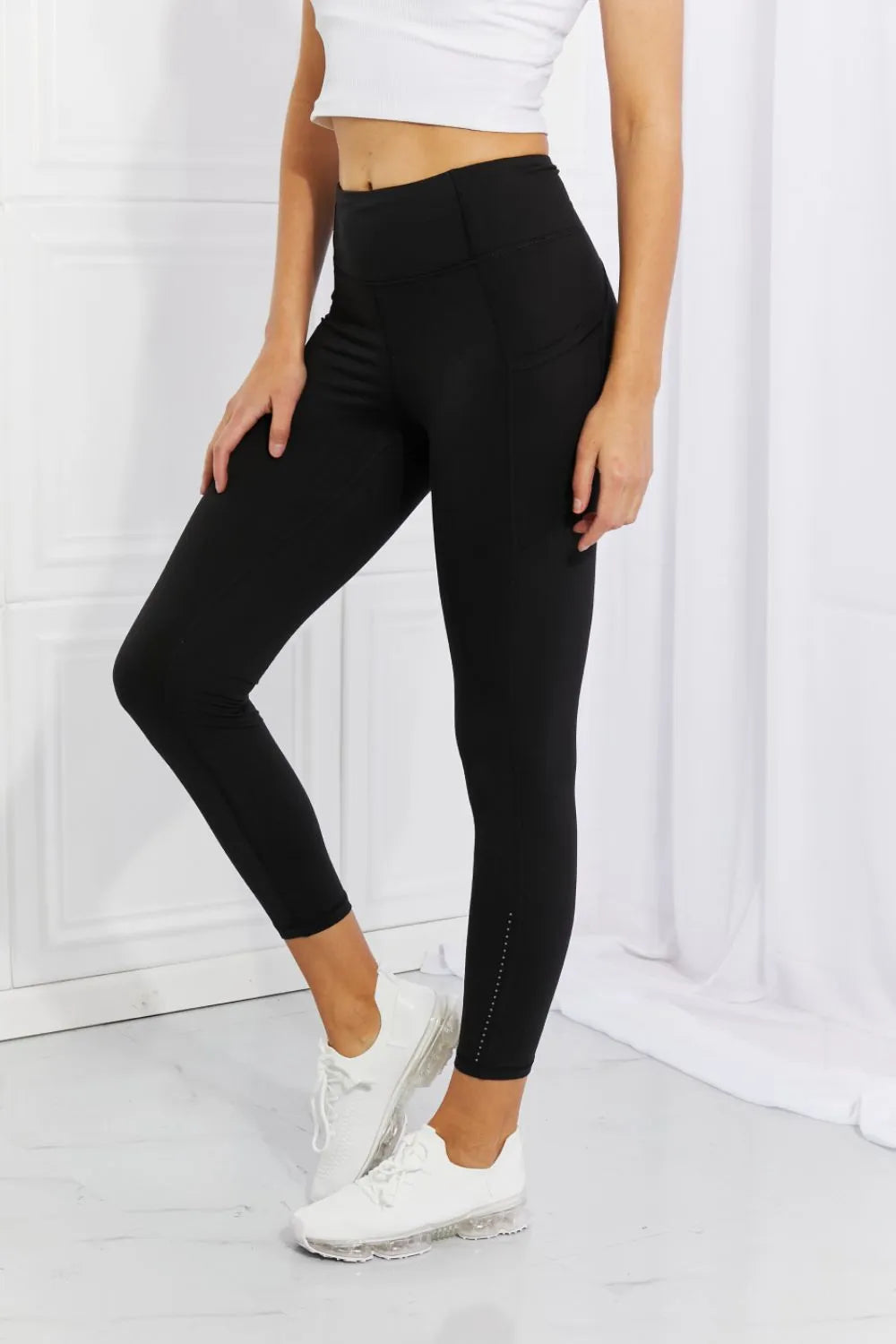 Leggings Depot Full Size Strengthen and Lengthen Reflective Dot Active Leggings - cas7m