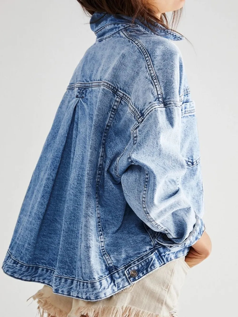 Pocketed Button Up Denim Jacket - cas7m