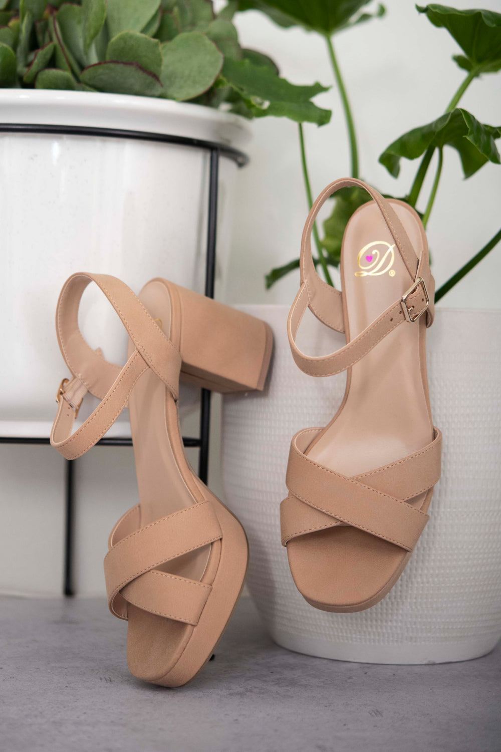 Fortune Dynamic Genuine Joy Crisscross Block Heel Sandals - cas7m