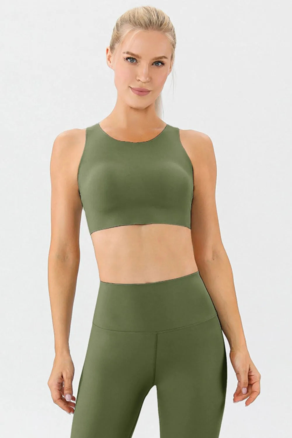 Round Neck Wide Strap Active Bra - cas7m