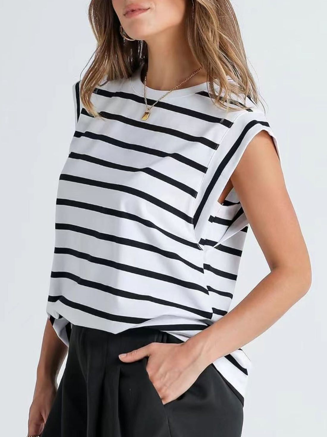 Striped Round Neck Tank - cas7m