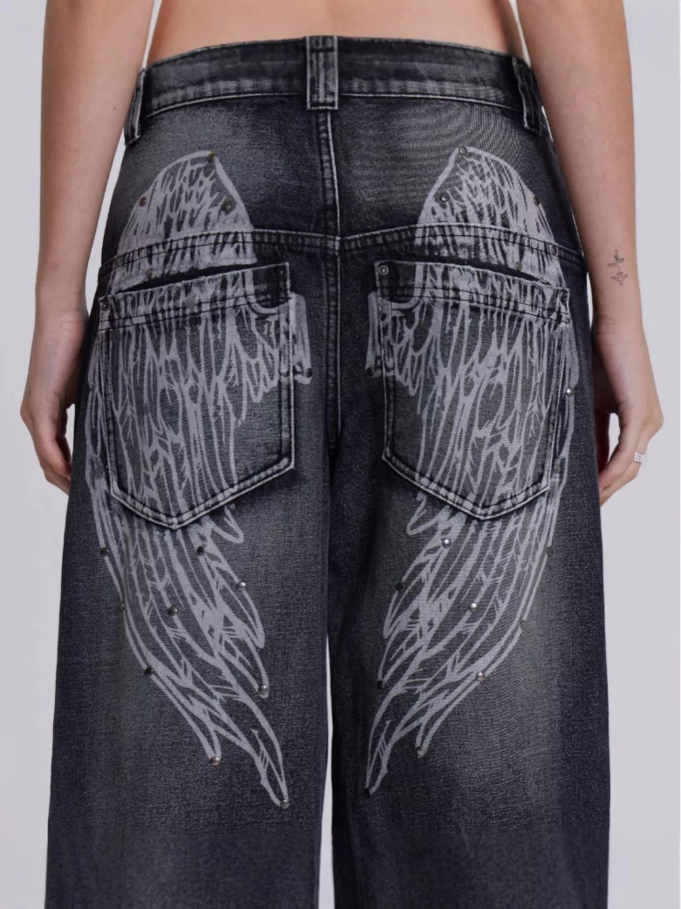 Vintage Wash Wide Leg Jeans - cas7m