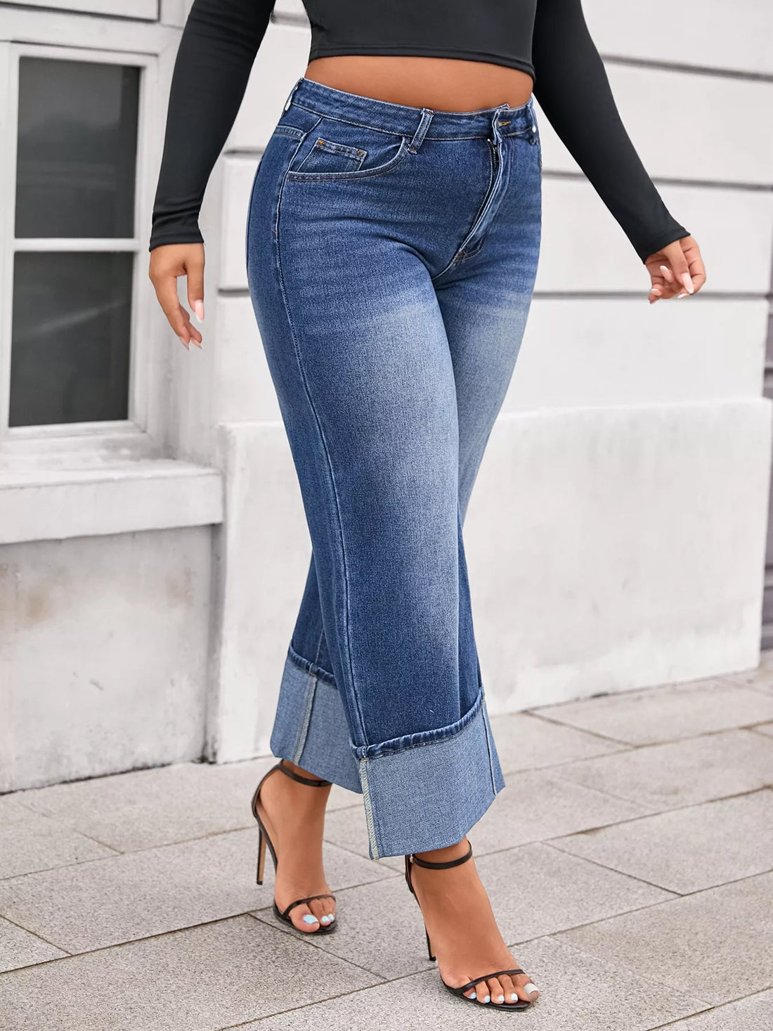 Plus Size High Waist Cuffed Wide Leg Jeans - cas7m