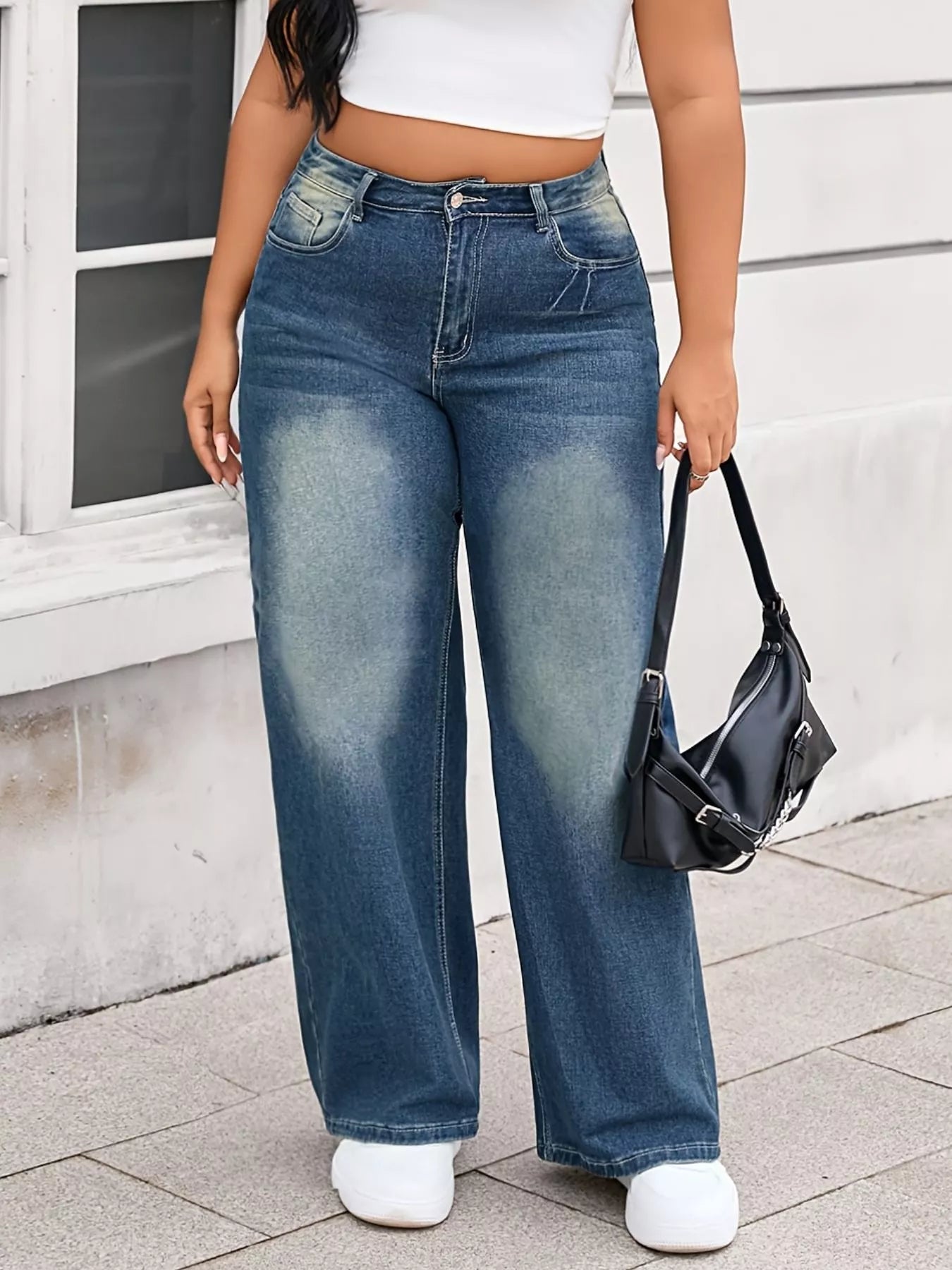 Plus Size Vintage Wash Wide Leg Jeans - cas7m