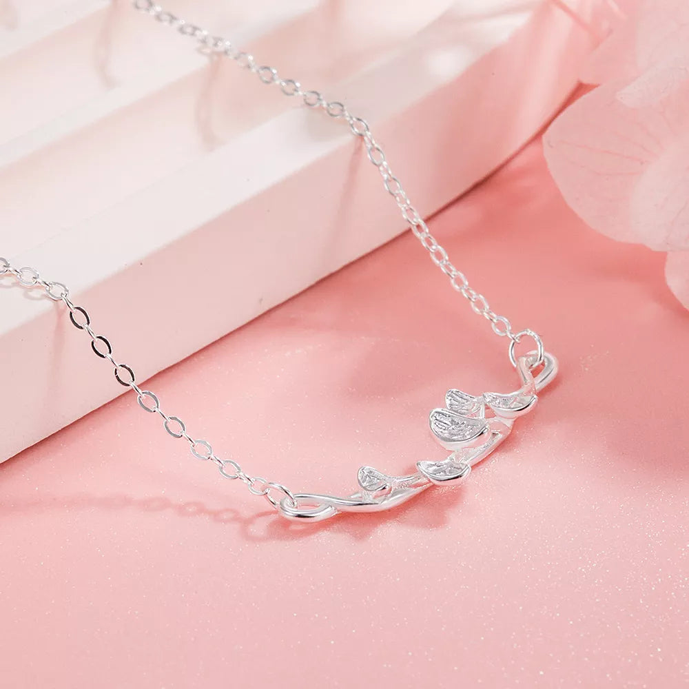 925 Sterling Silver Ginkgo Leaf Necklace - cas7m