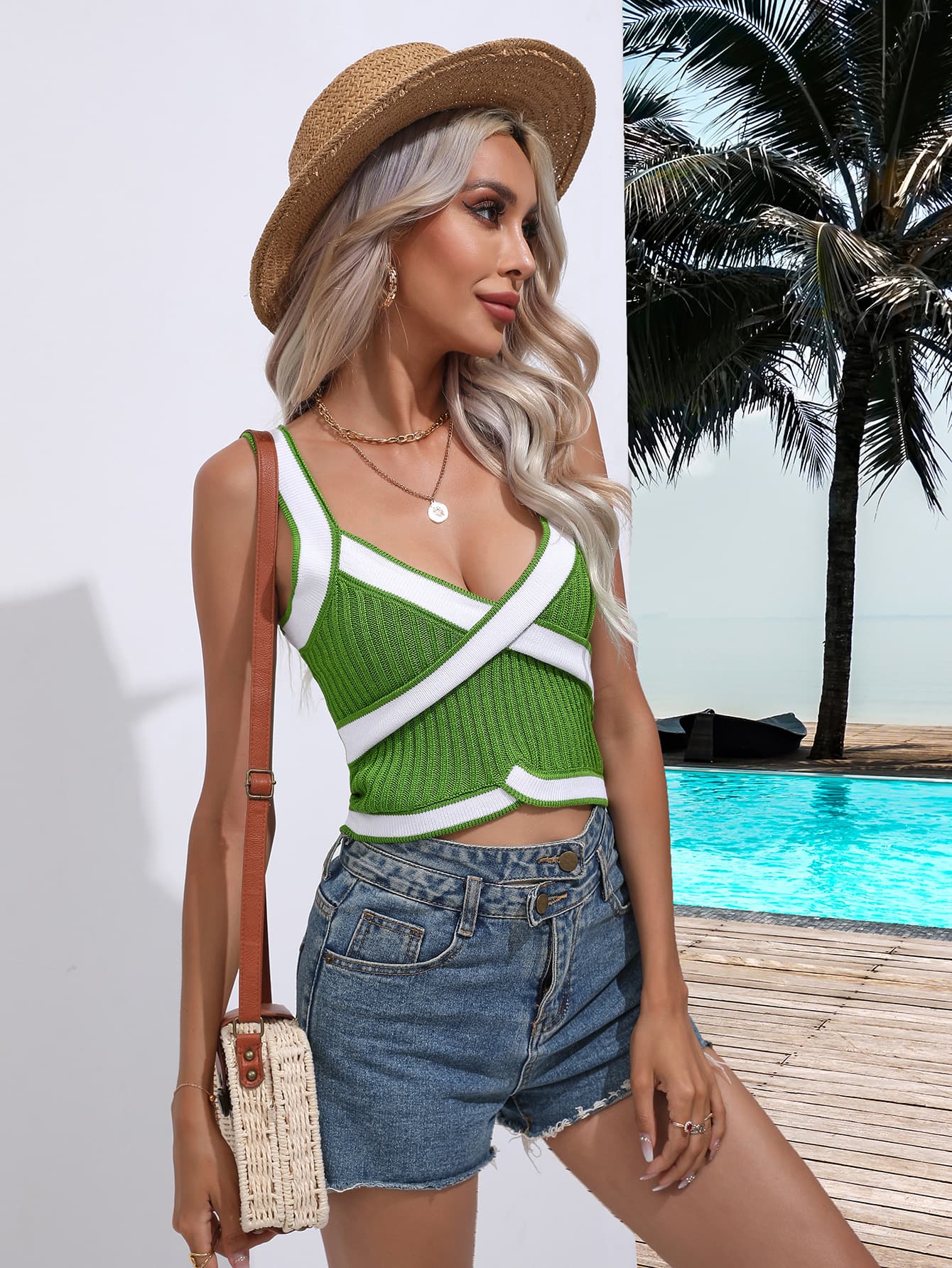 Contrast Crisscross Knit Tank - cas7m