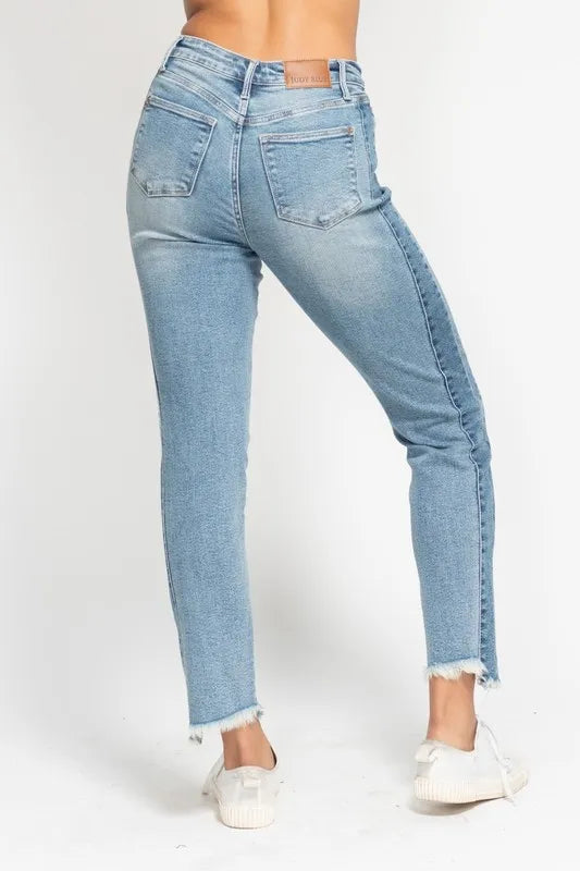 Judy Blue Full Size Vintage Wash Side Panel Detail with Fray Hem Slim Plus Size - cas7m